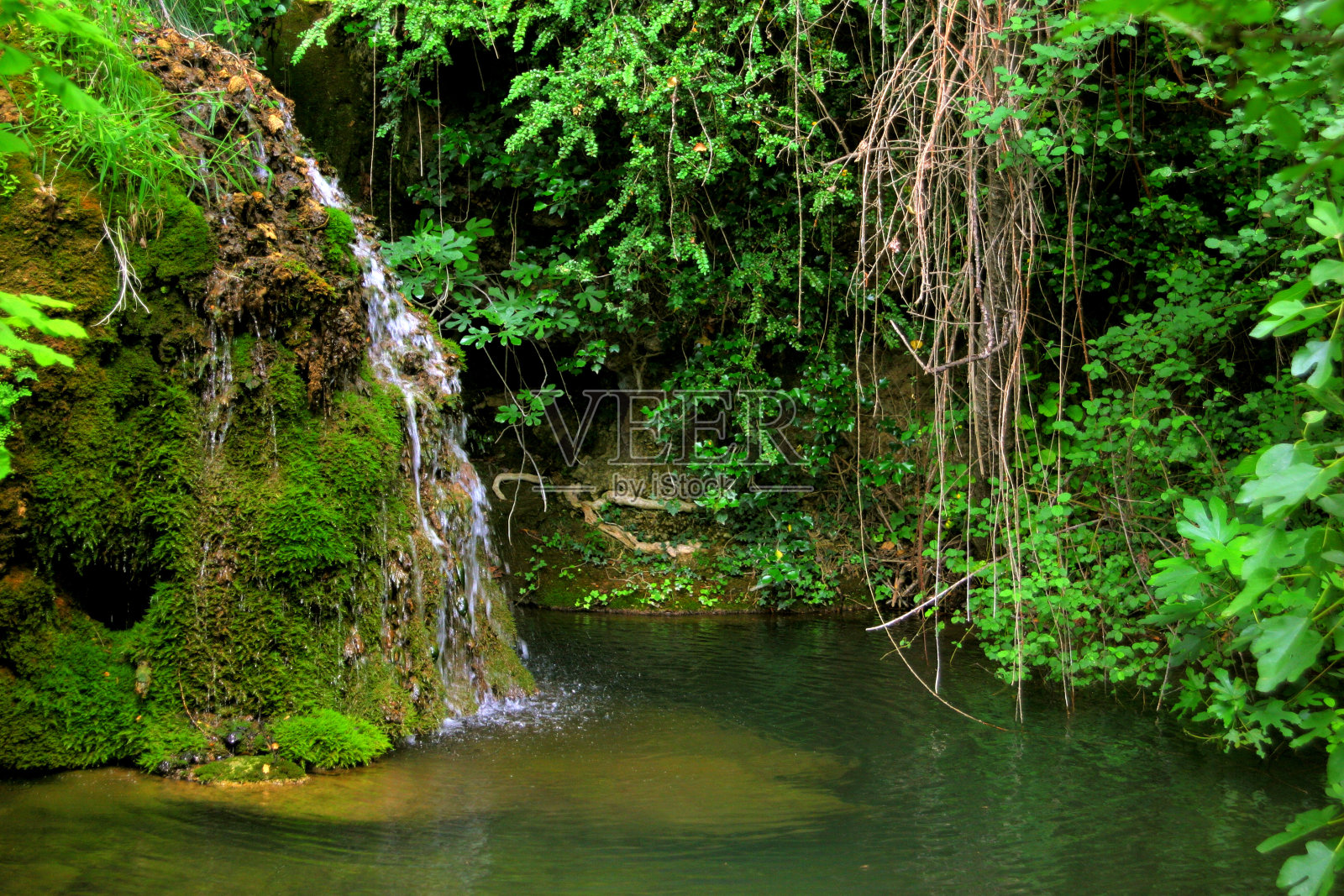 小瀑布照片摄影图片