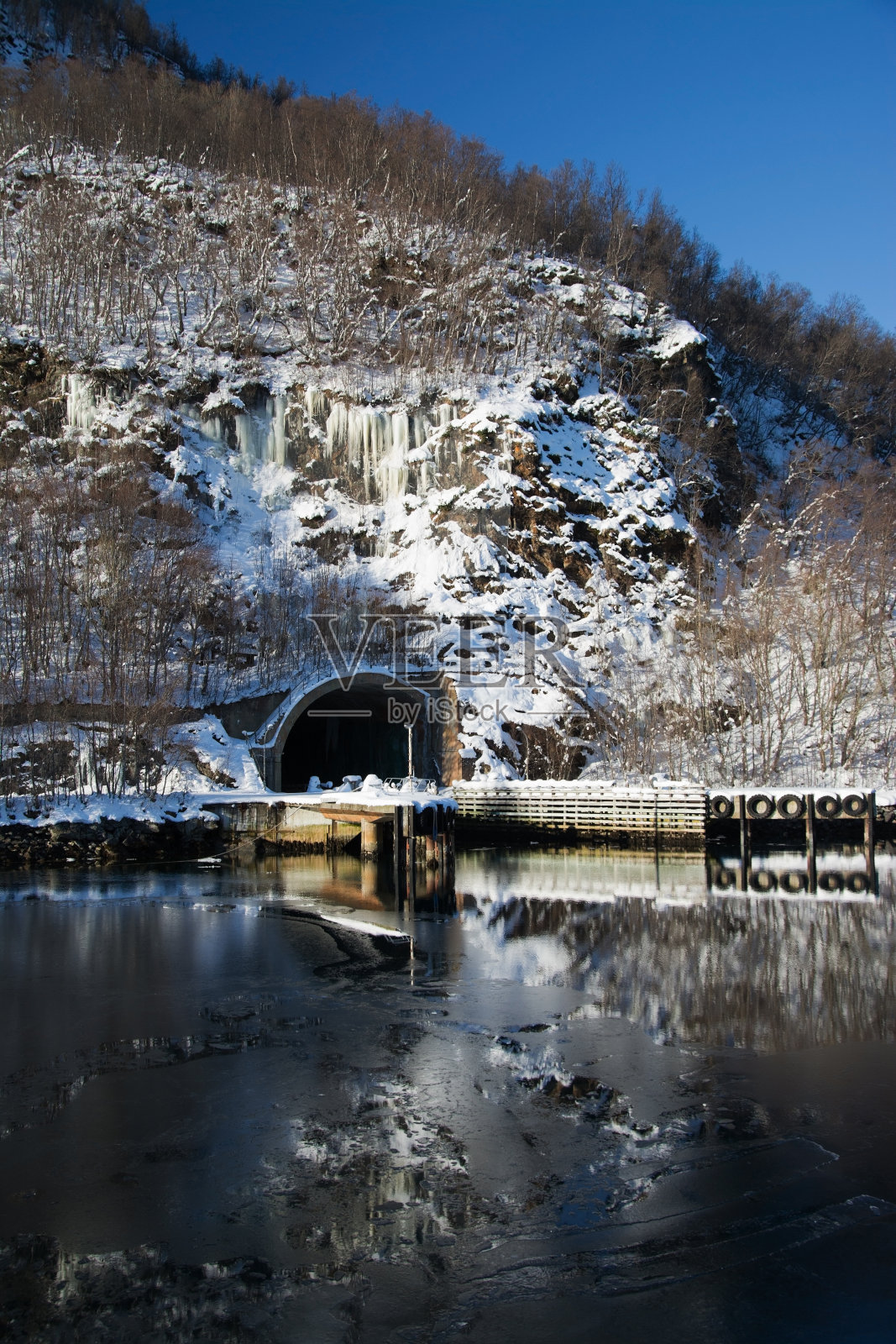 挪威特罗姆斯的潜艇掩体Olavsvern照片摄影图片