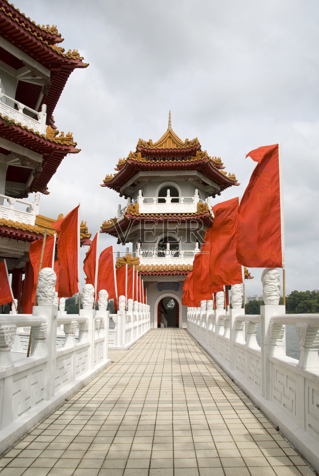 禅意宝塔照片摄影图片