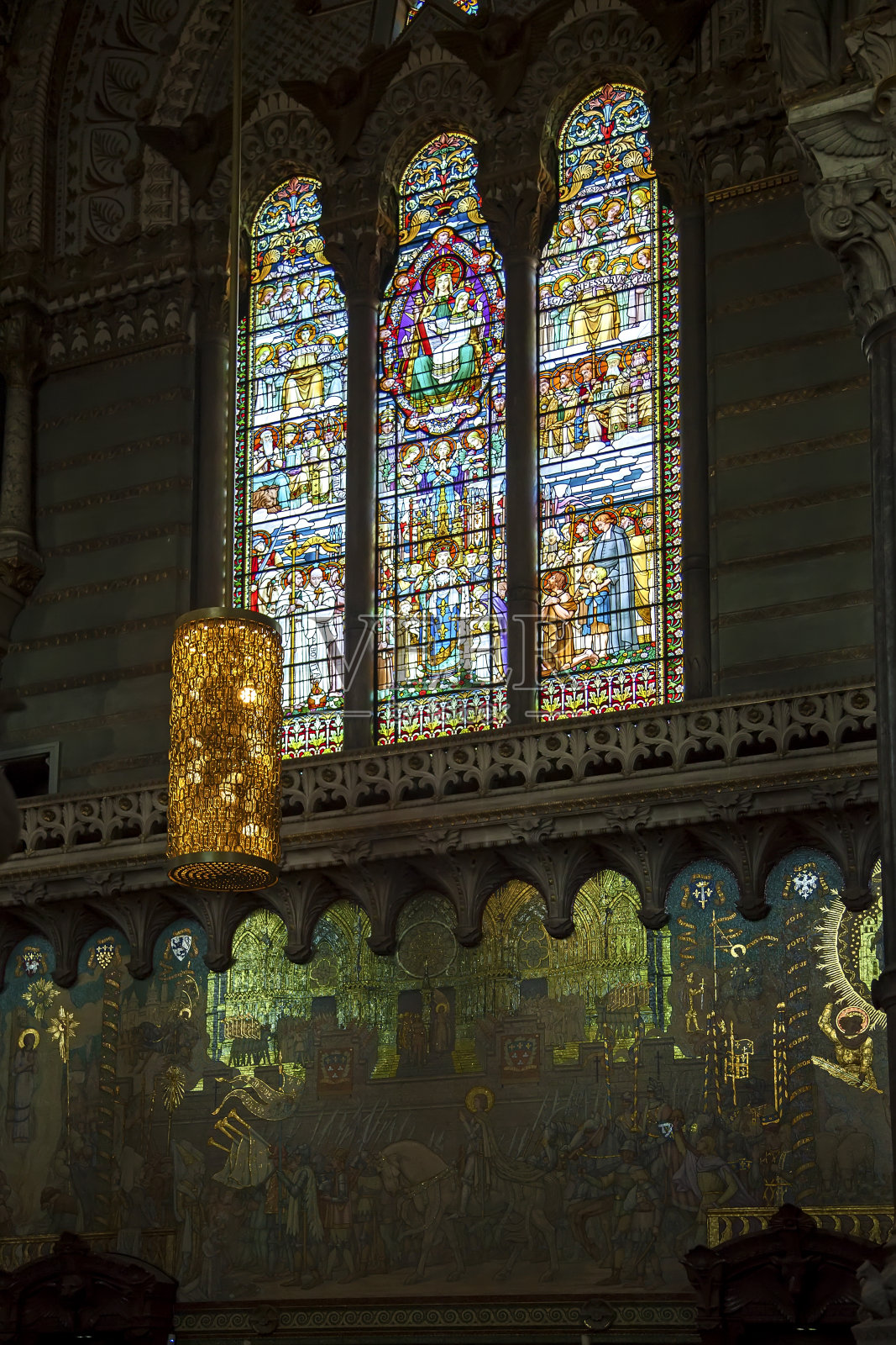 法国的古老教堂照片摄影图片