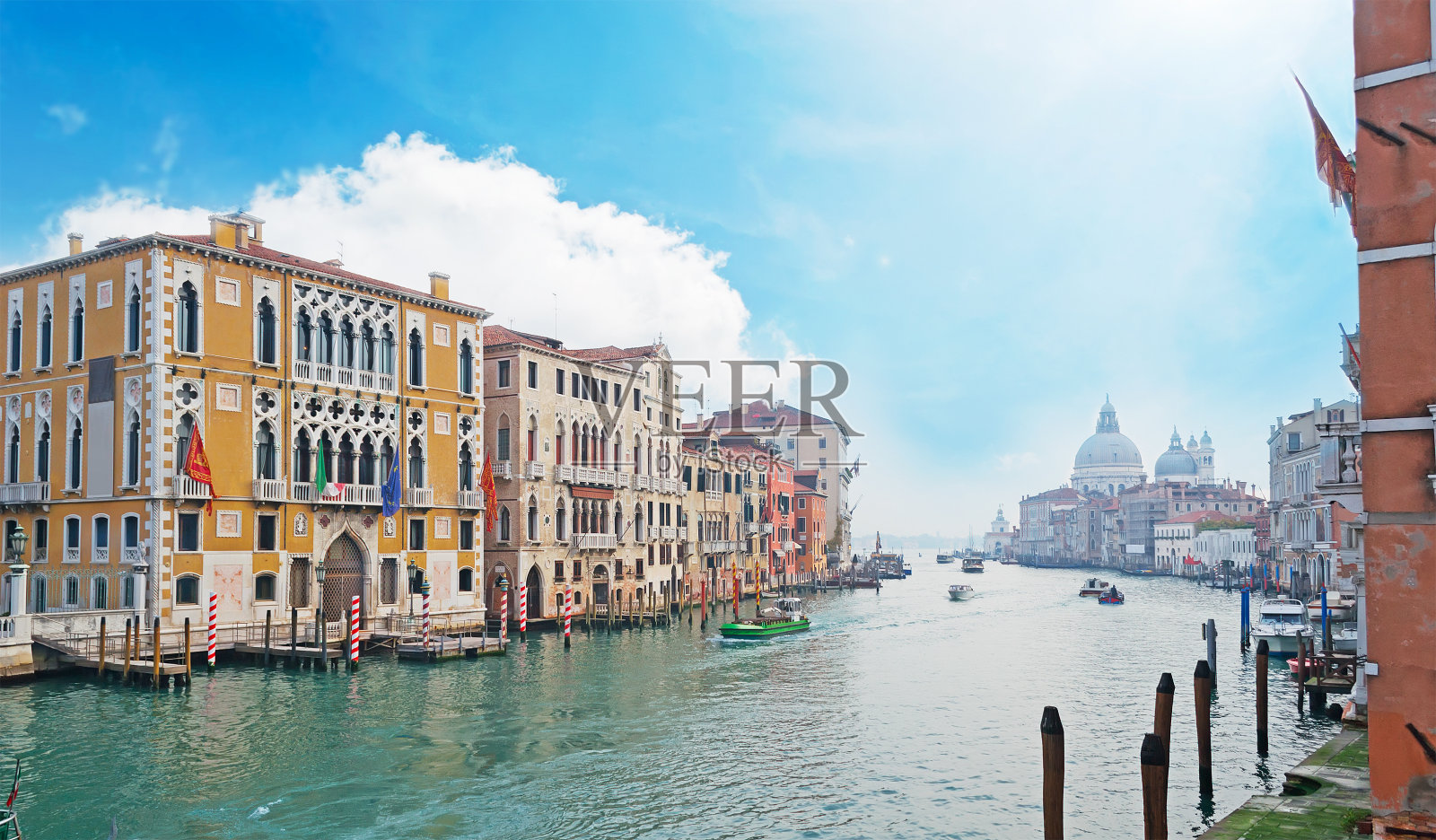 云下的大运河照片摄影图片