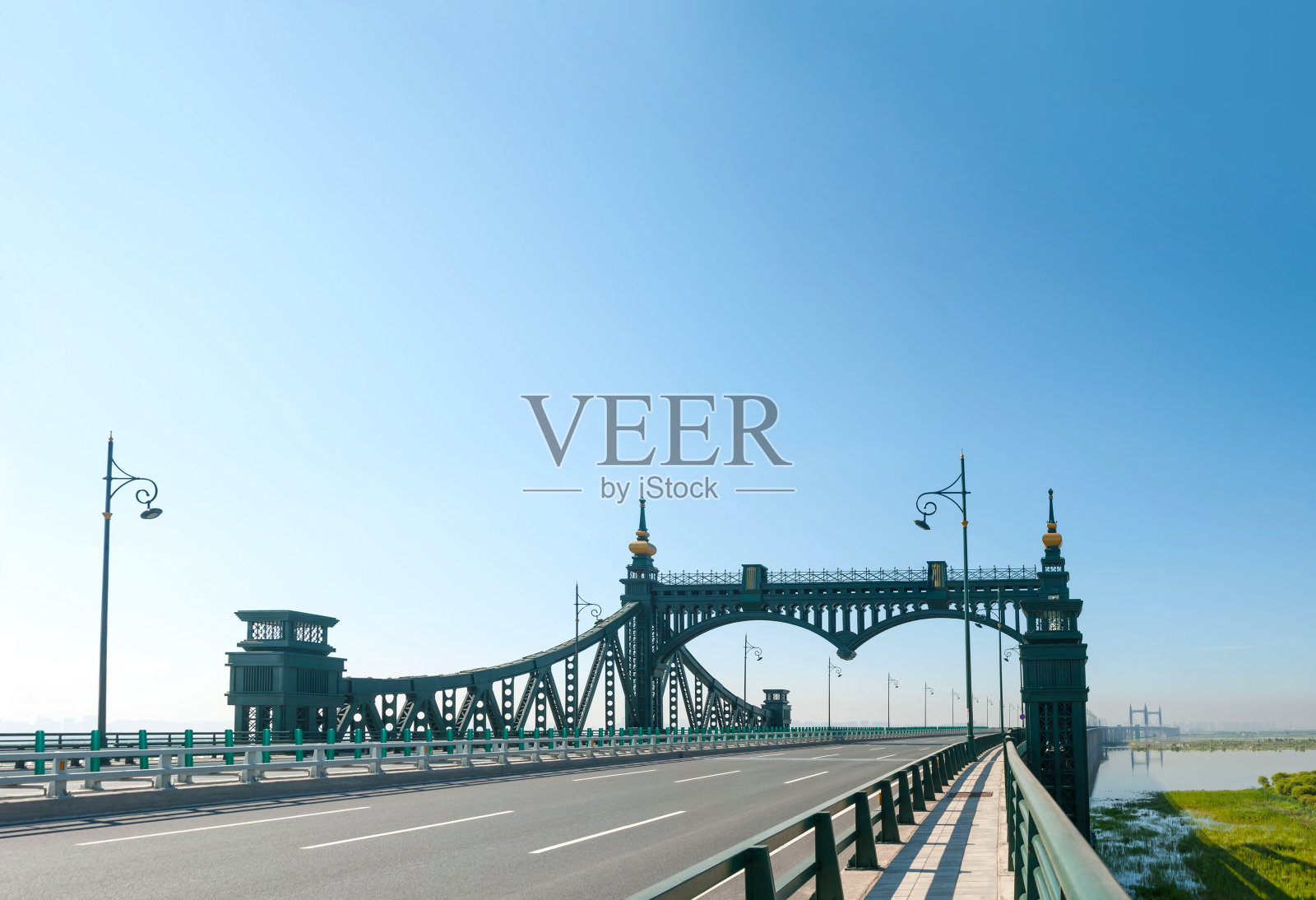 杨明潭大桥照片摄影图片