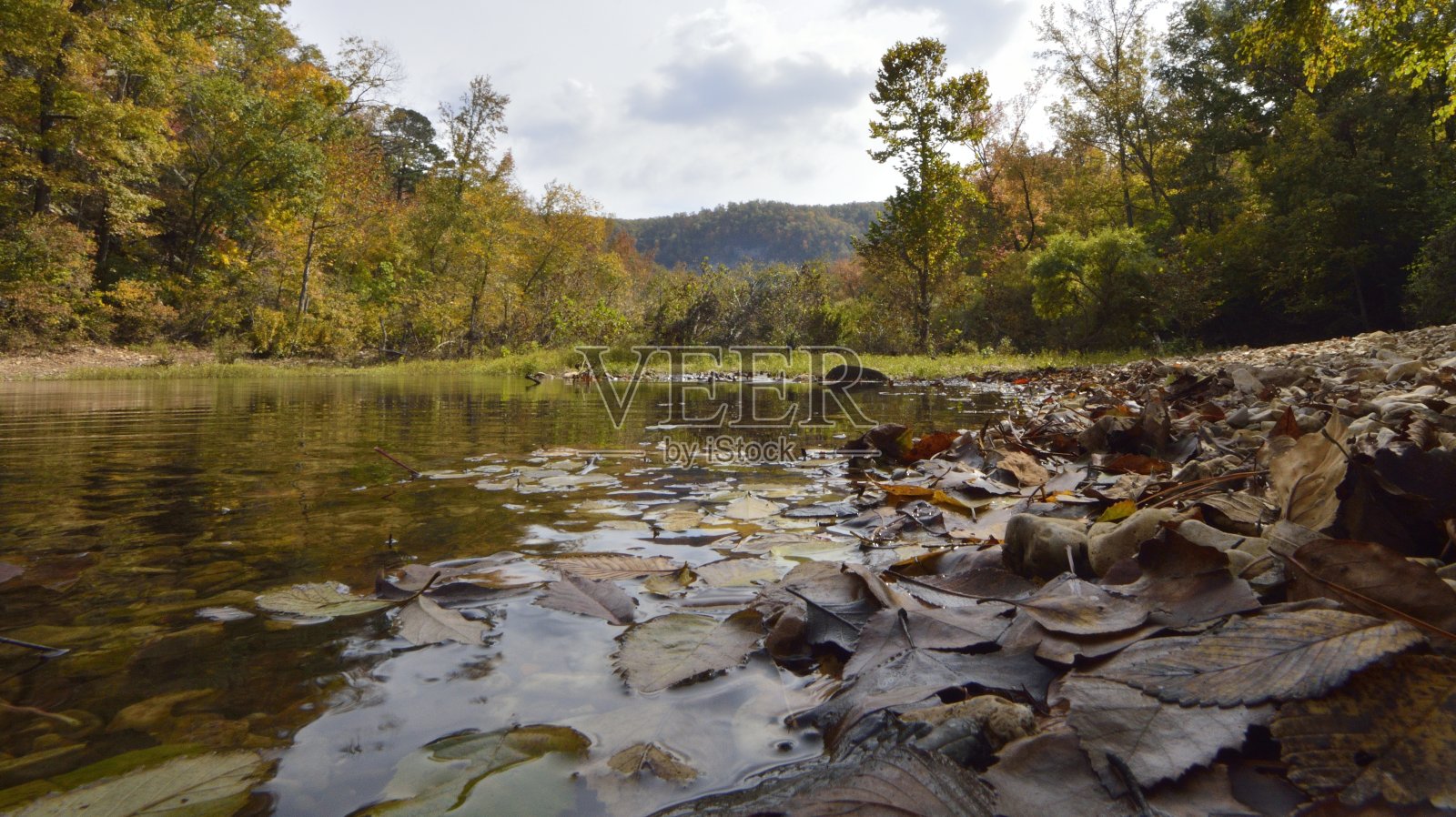 河流的岩石照片摄影图片