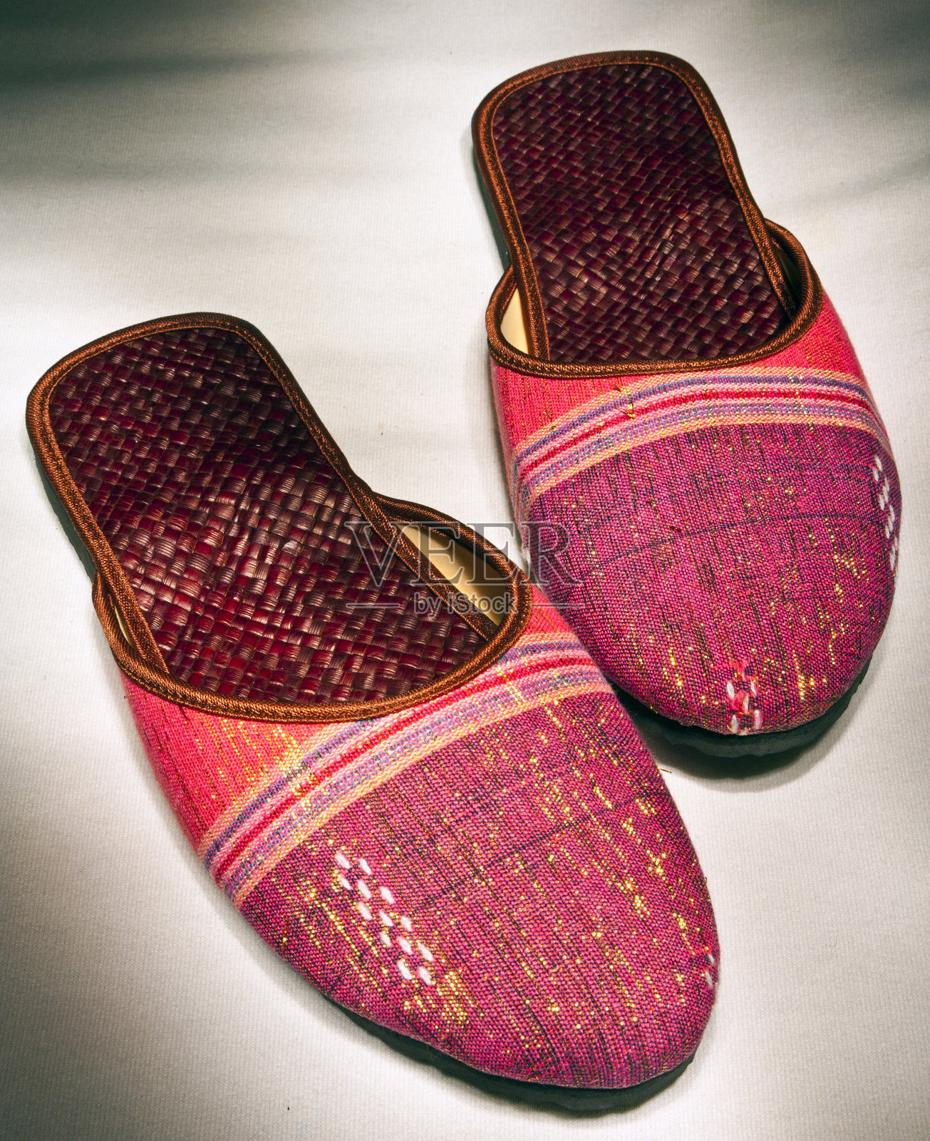 民族凉鞋照片摄影图片