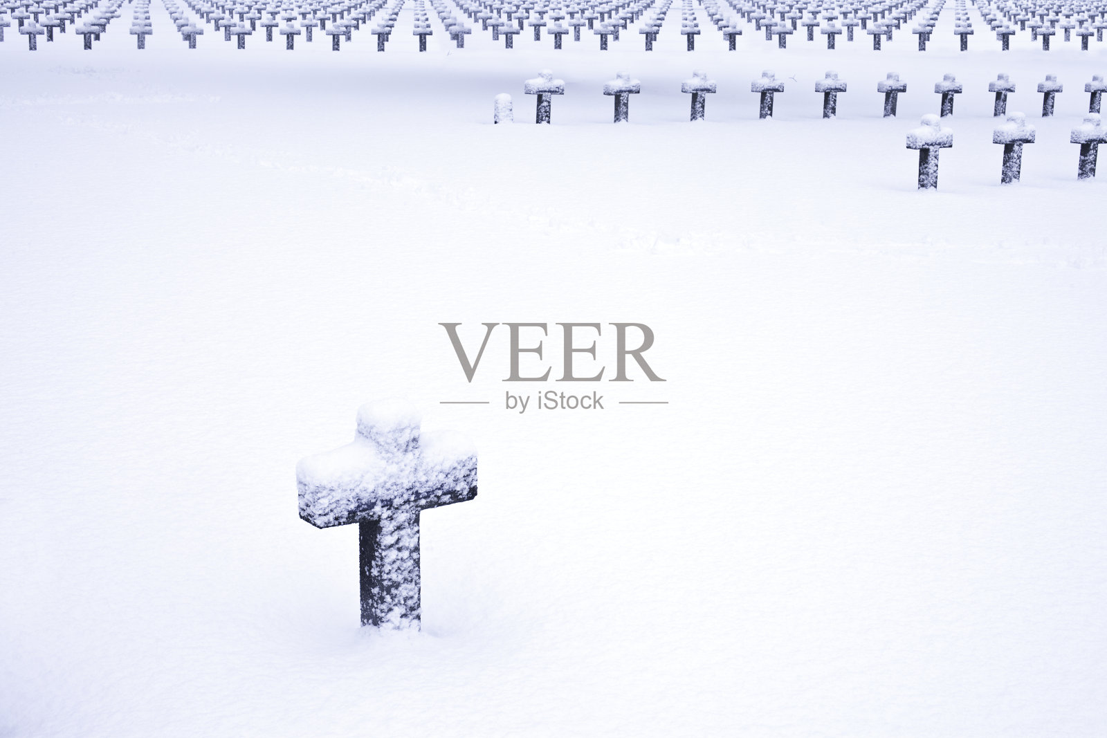 墓地在雪照片摄影图片