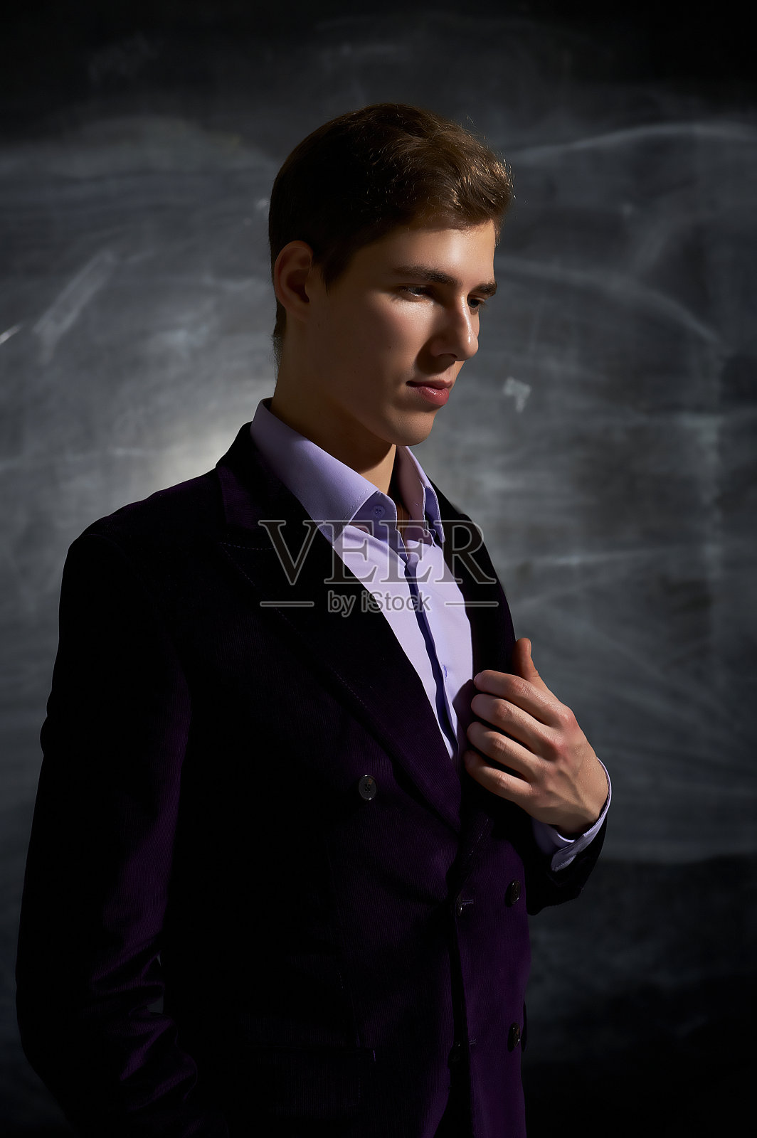 一个成功的年轻商人的肖像照片摄影图片