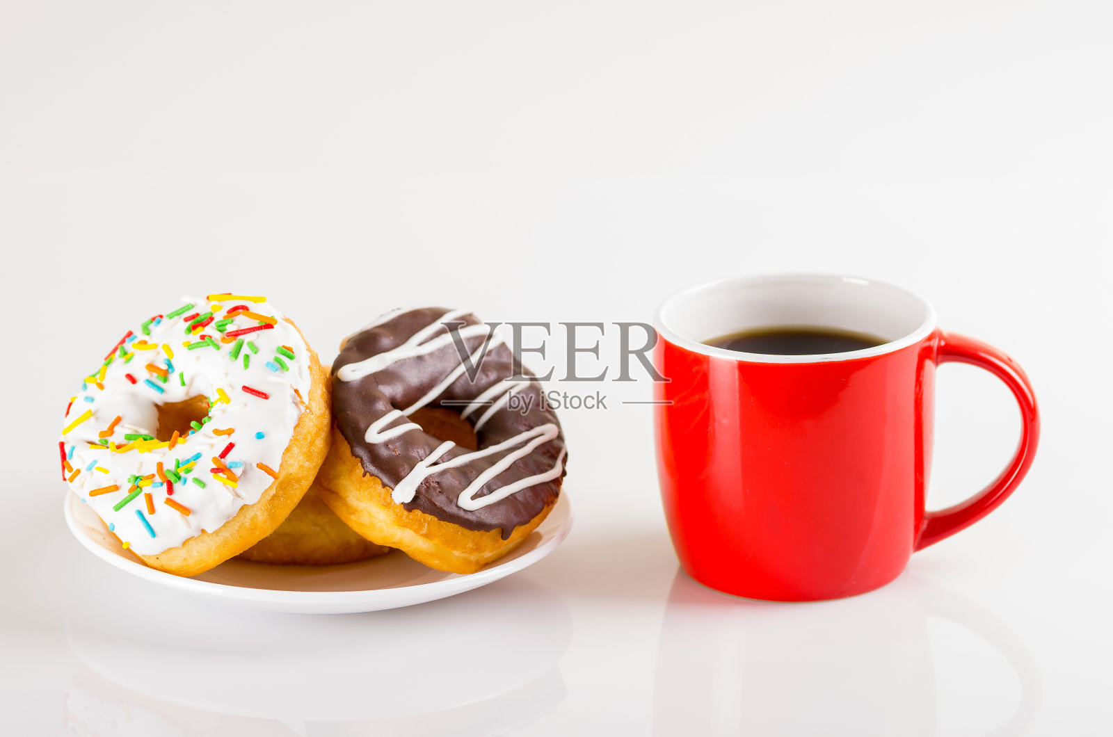 甜甜圈和咖啡照片摄影图片