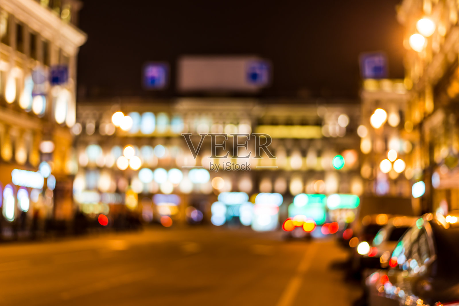 夜城，街上的夜生活照片摄影图片