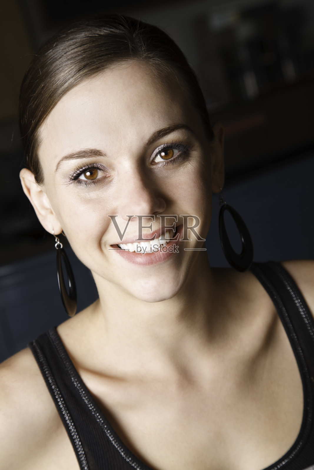 年轻漂亮的女人肖像照片摄影图片