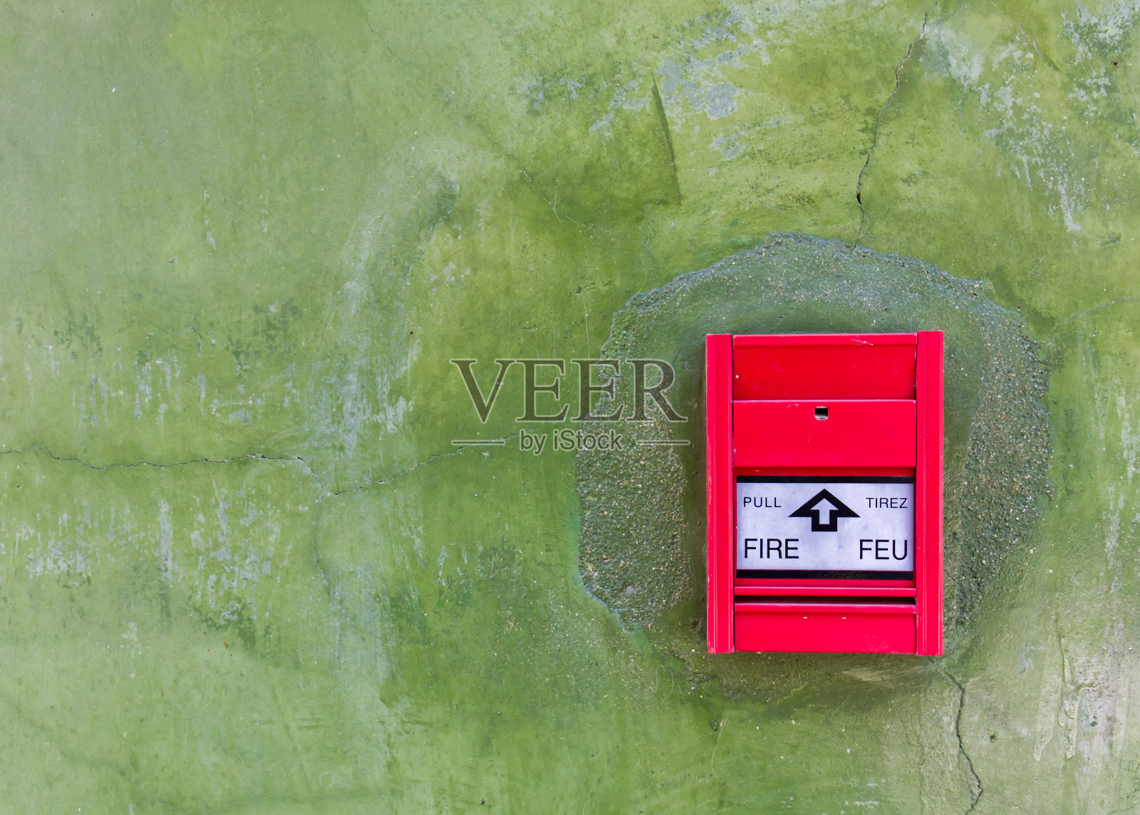 红色火灾报警照片摄影图片