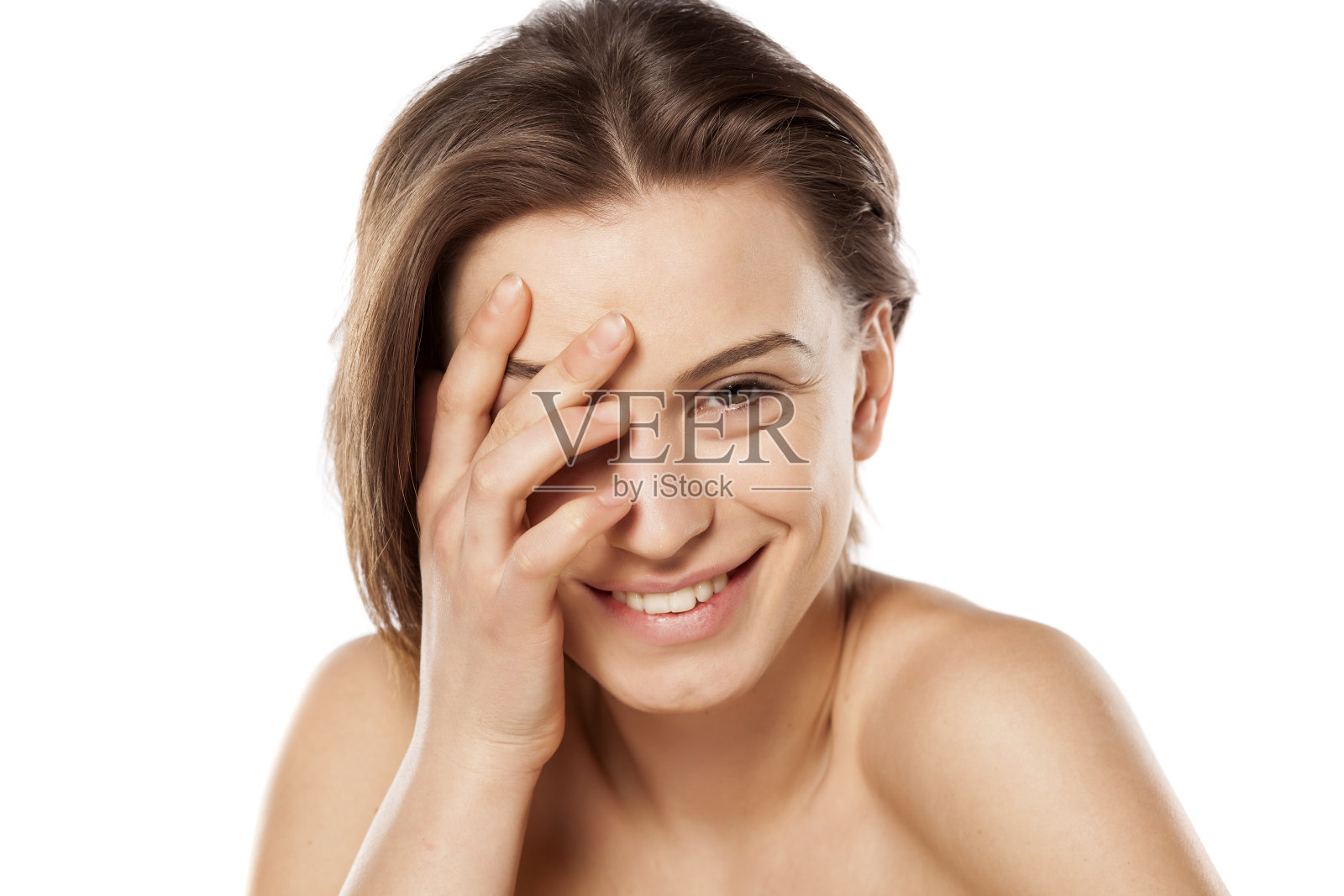 微笑的女孩照片摄影图片