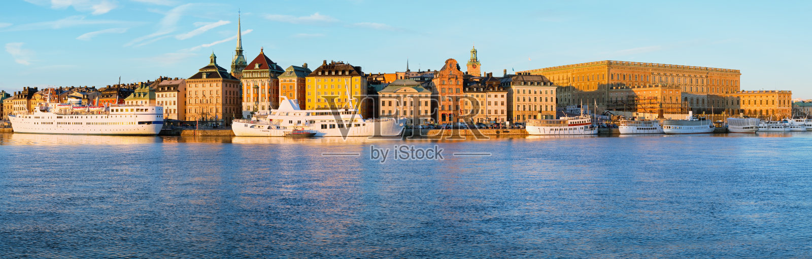斯德哥尔摩海滨全景。照片摄影图片