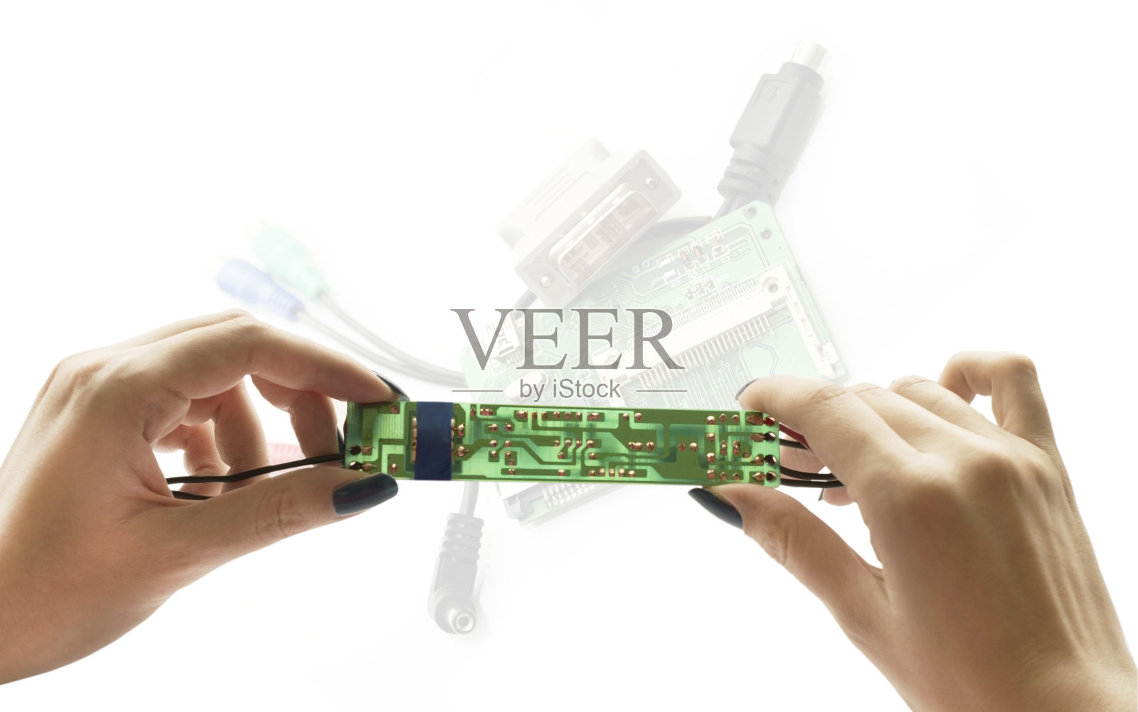 手中的电子方案照片摄影图片