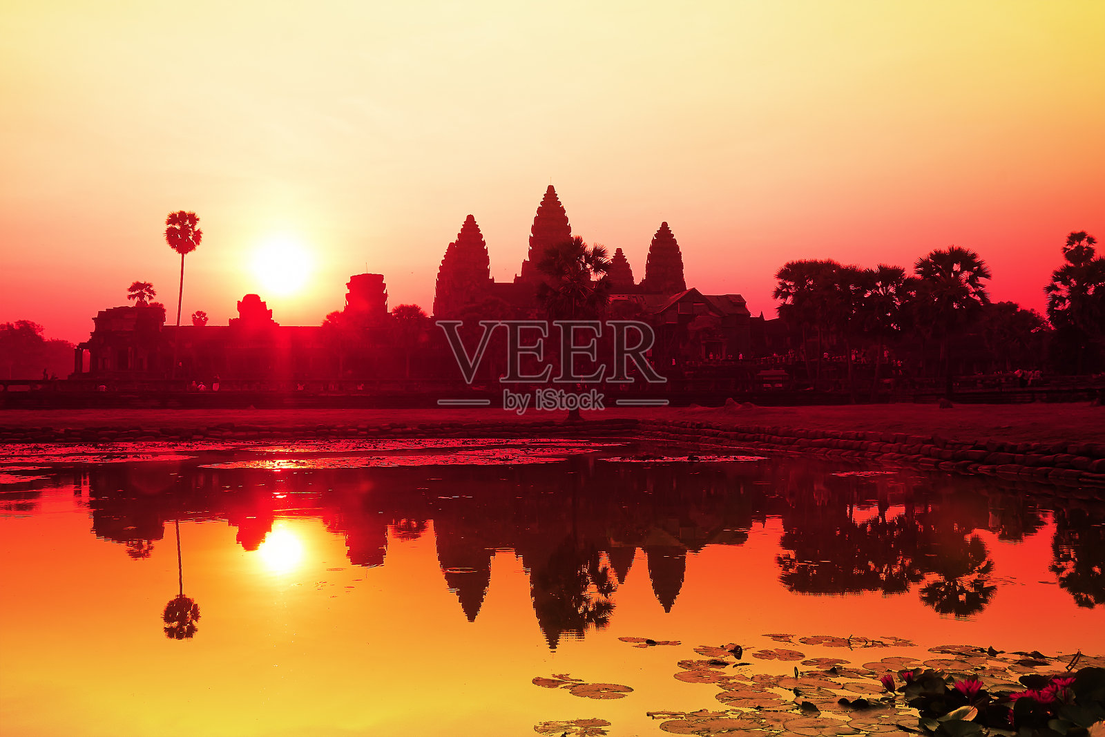 吴哥窟在暹粒的日出。柬埔寨照片摄影图片