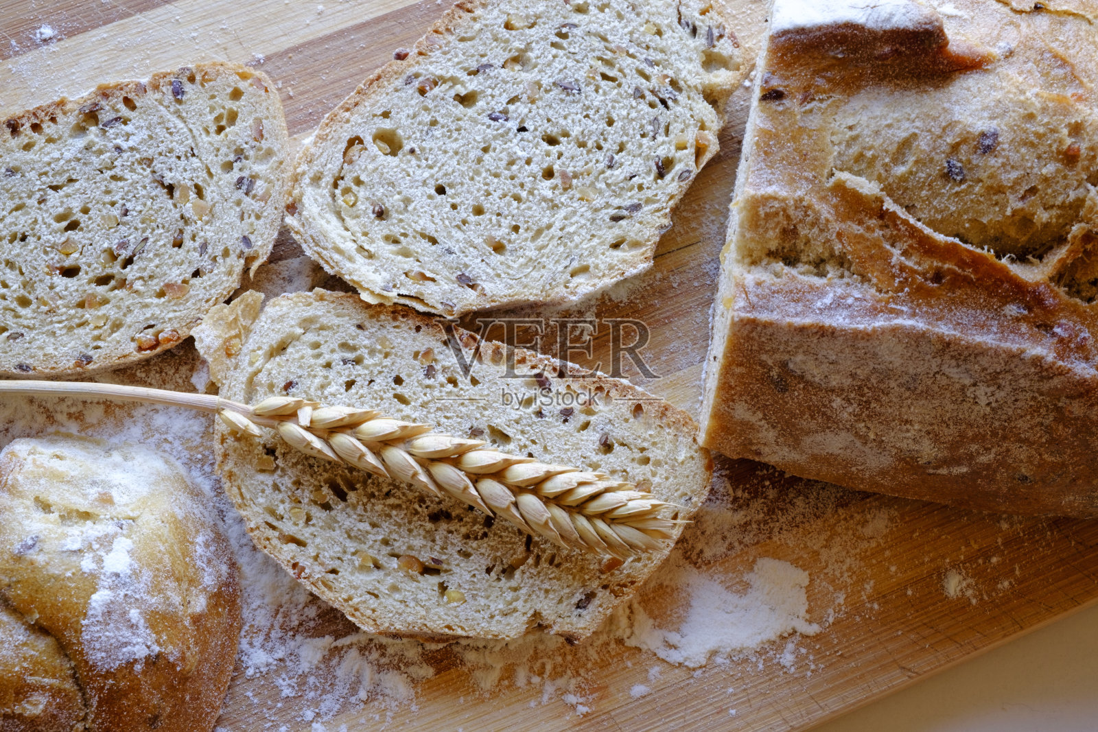 新鲜的面包与种子切片景观顶部细节照片摄影图片