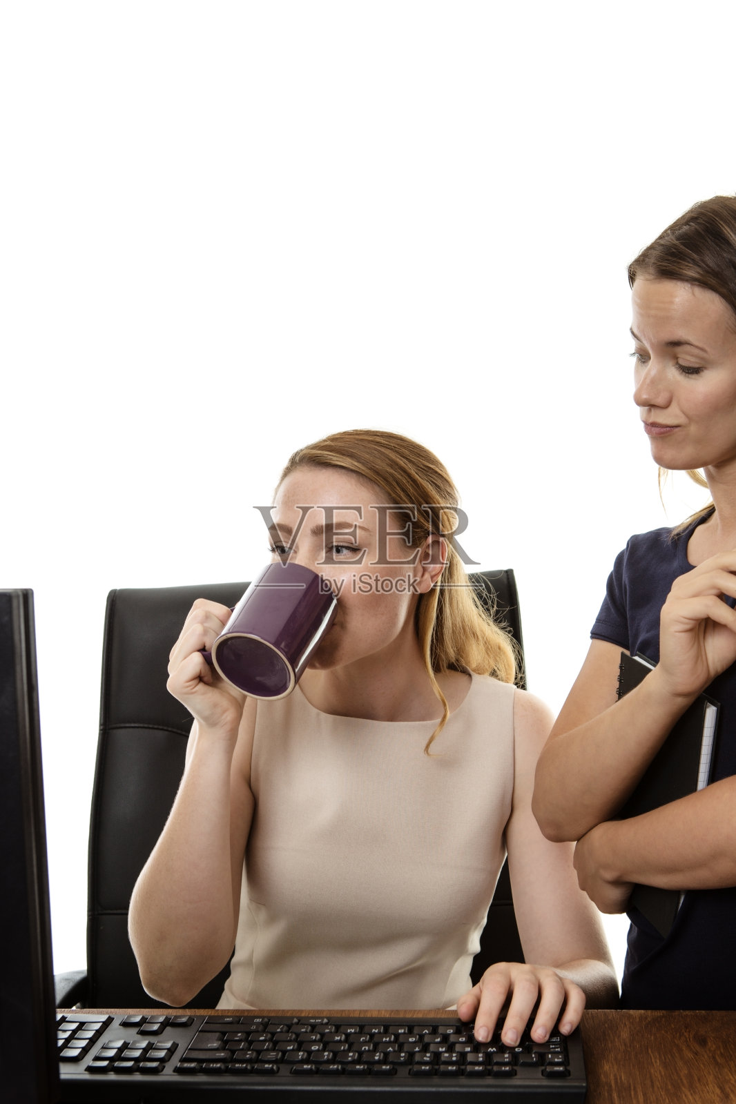 女人在一起工作照片摄影图片