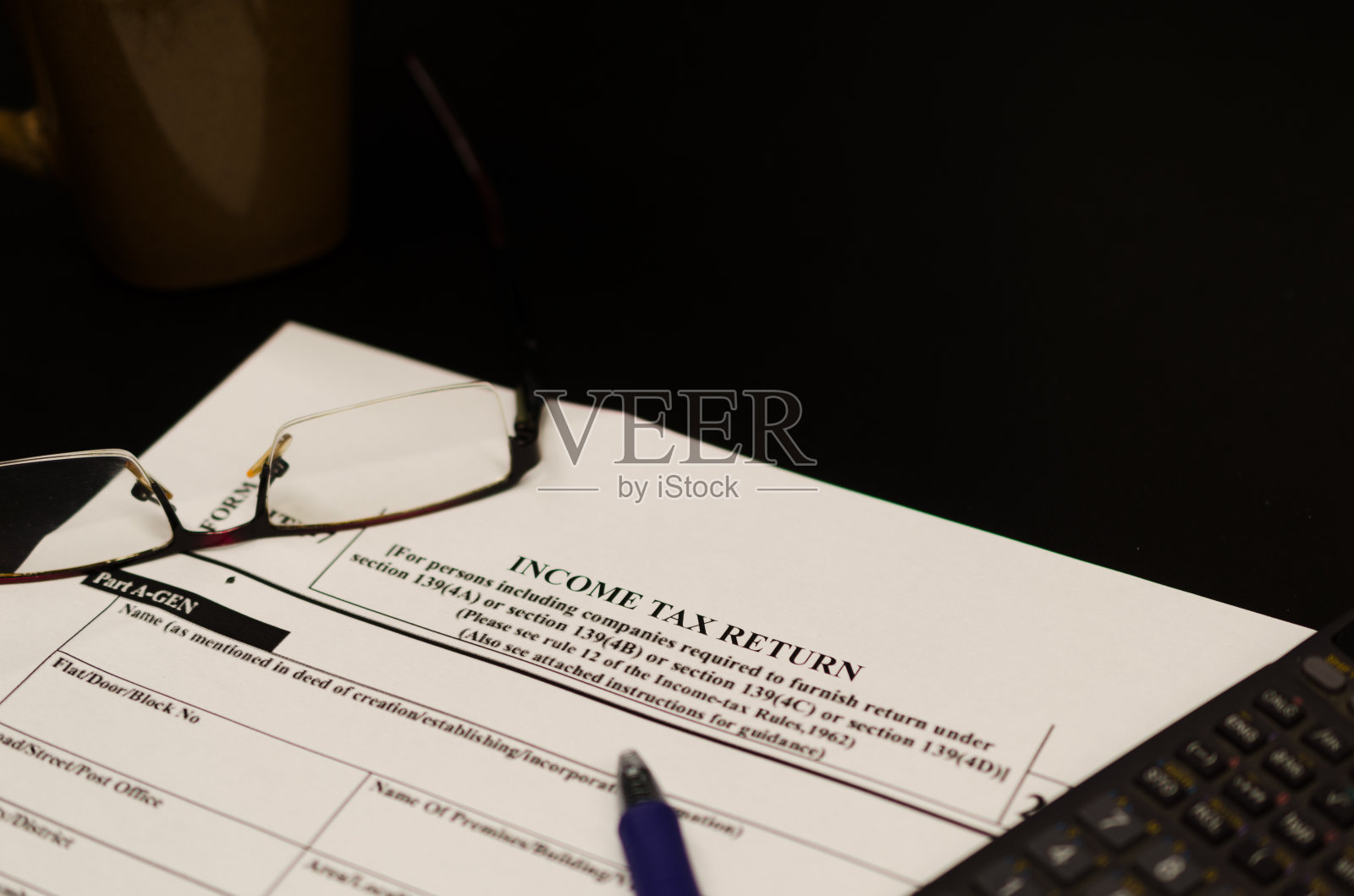 申报所得税照片摄影图片