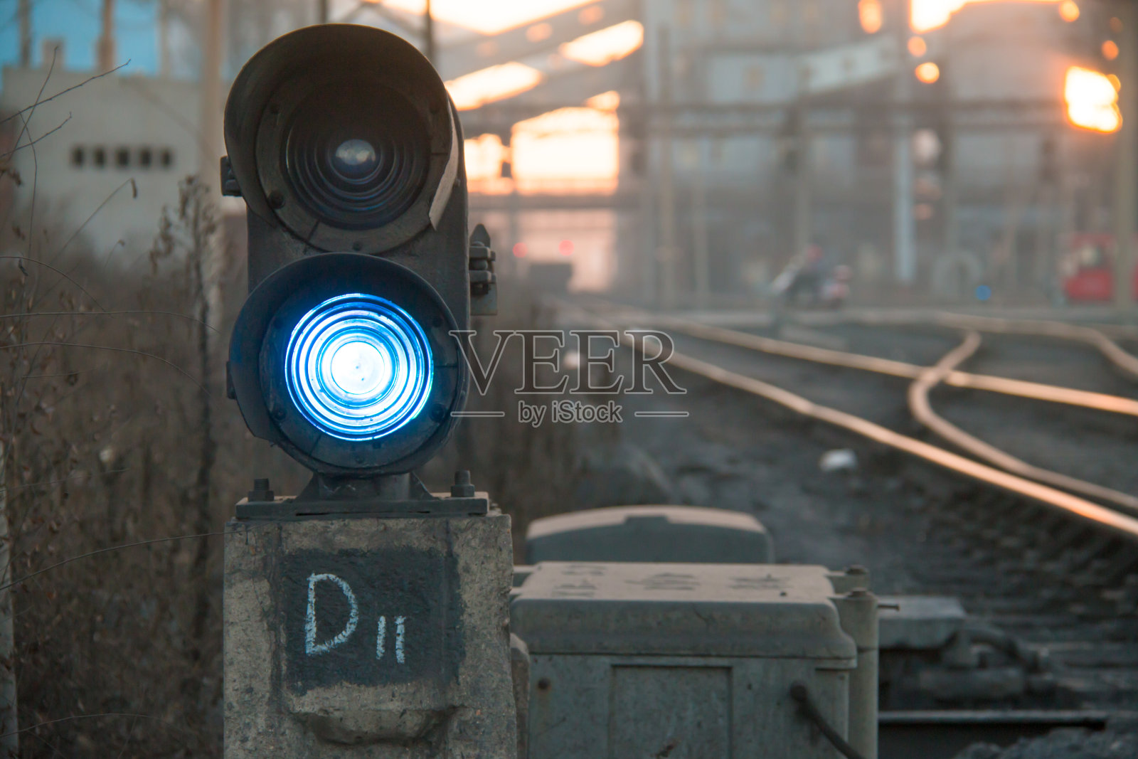 铁路交通信号灯照片摄影图片