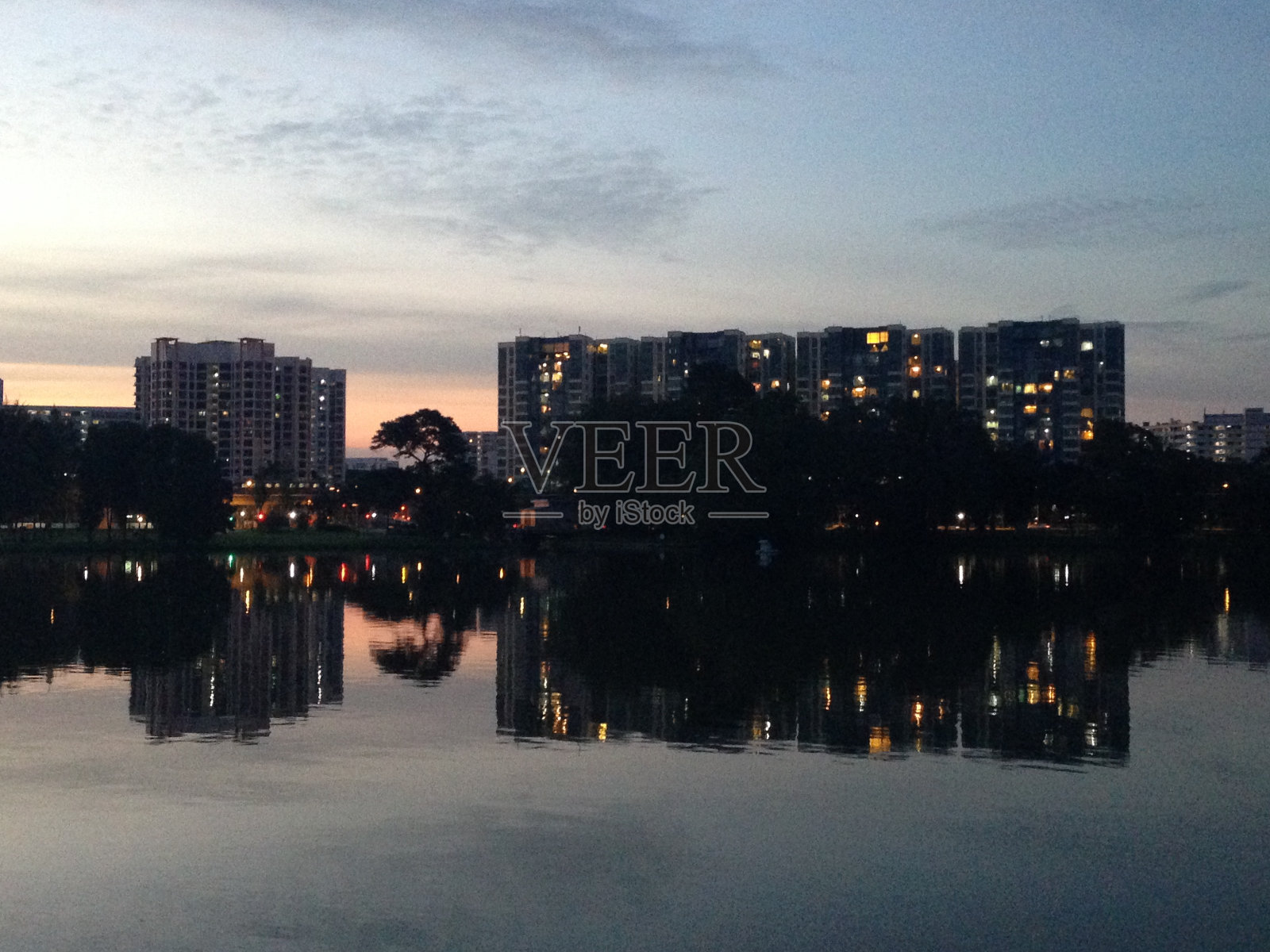 反射照片摄影图片