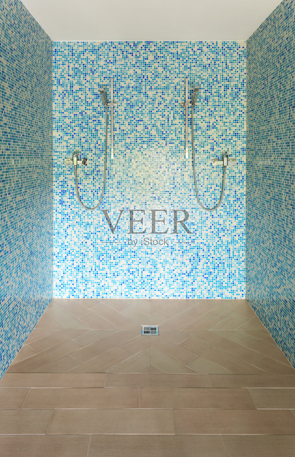 现代淋浴照片摄影图片