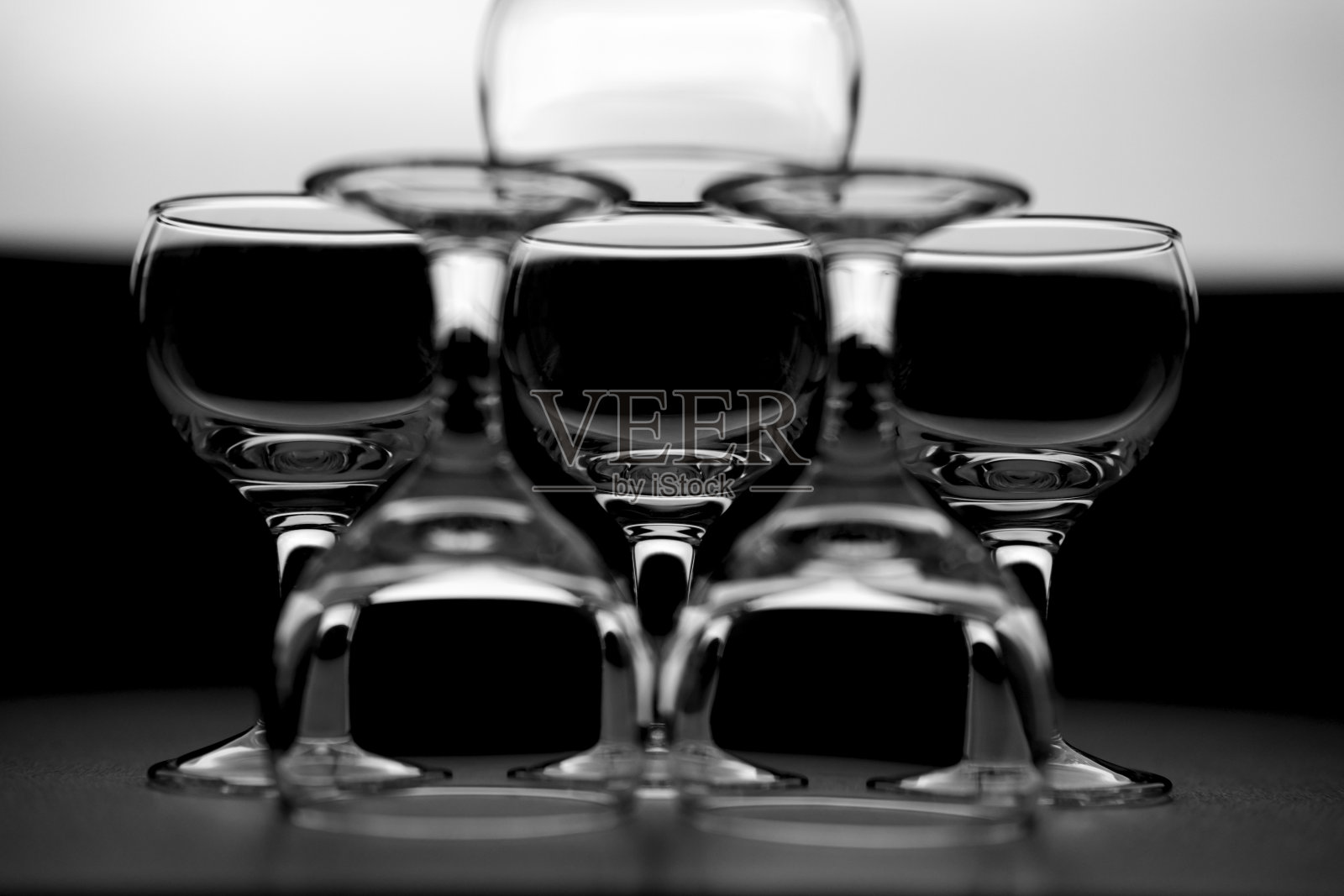 酒杯的艺术照片摄影图片