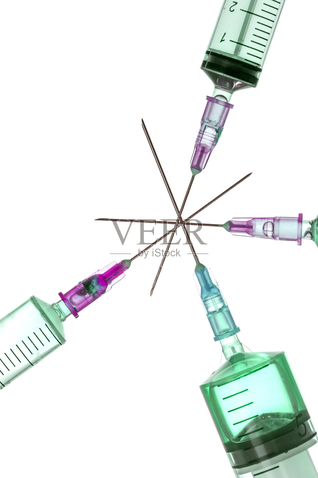 交叉医疗注射器针头的特写照片摄影图片