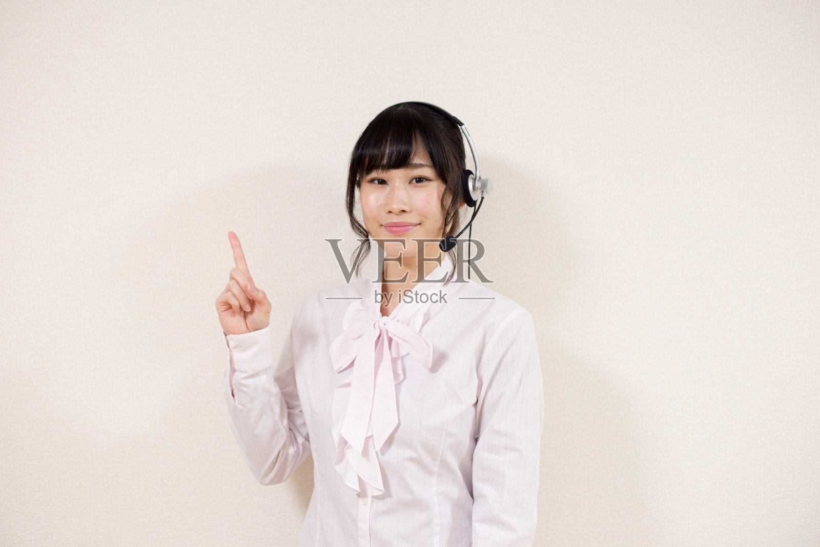 笑顔の女性照片摄影图片