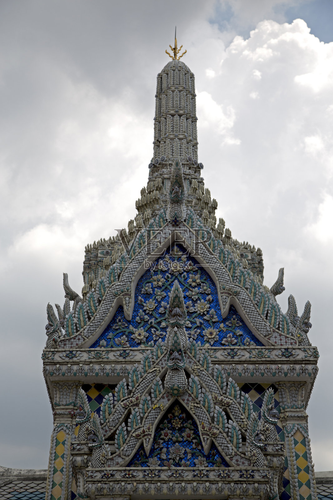 泰国曼谷在雨的颜色宗教马赛克照片摄影图片