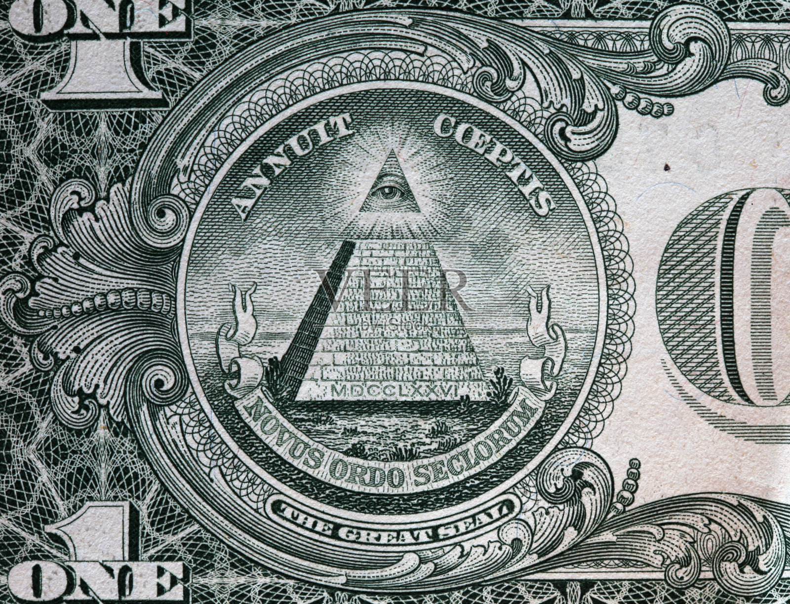 格言和天意之眼。一美元钞票照片摄影图片