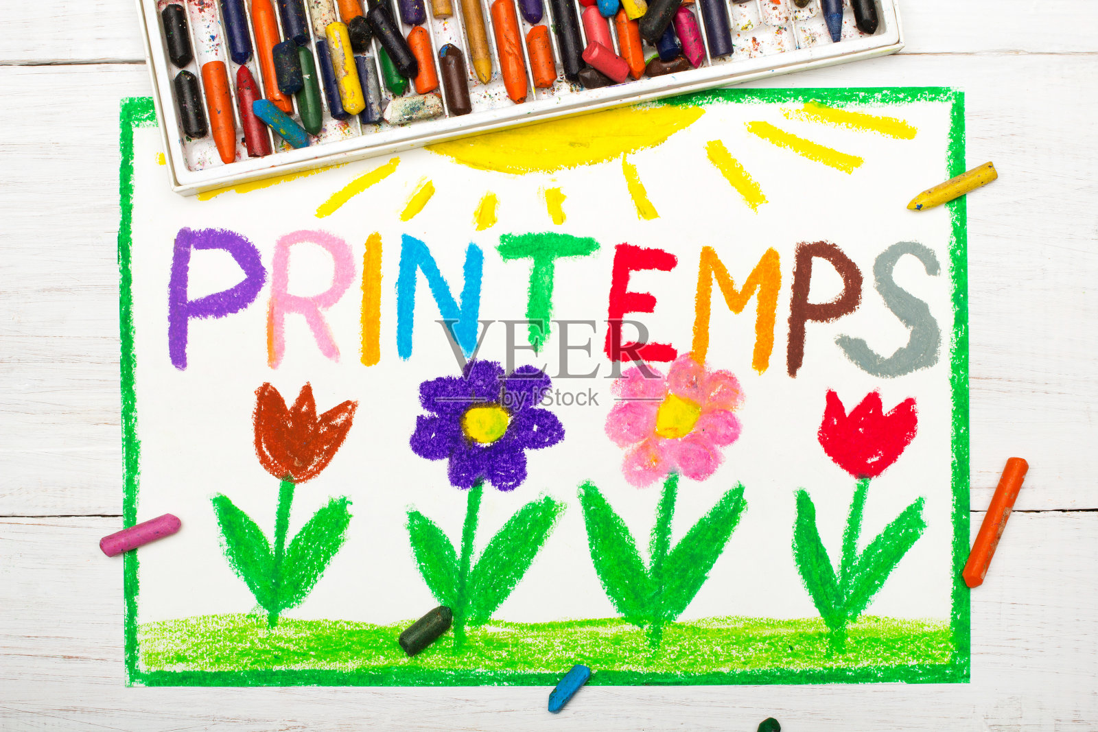 色彩斑斓的图画:法语的春天和美丽的流动照片摄影图片