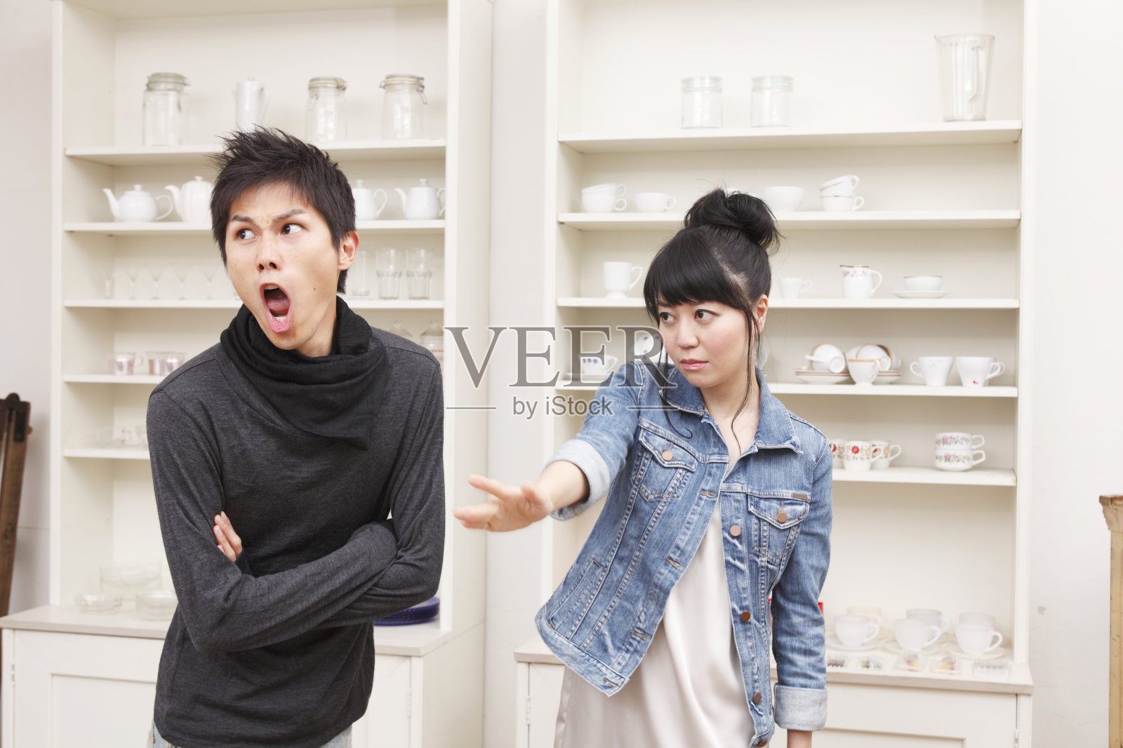 耳光照片摄影图片