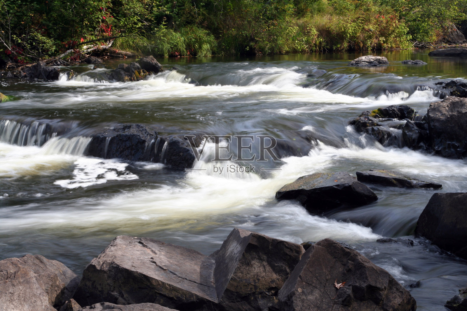 上债券下跌照片摄影图片