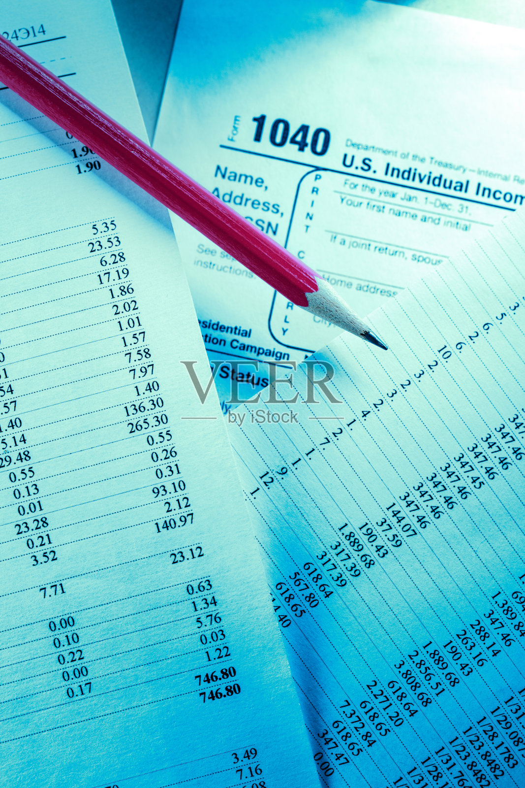 税务表格及营运预算照片摄影图片