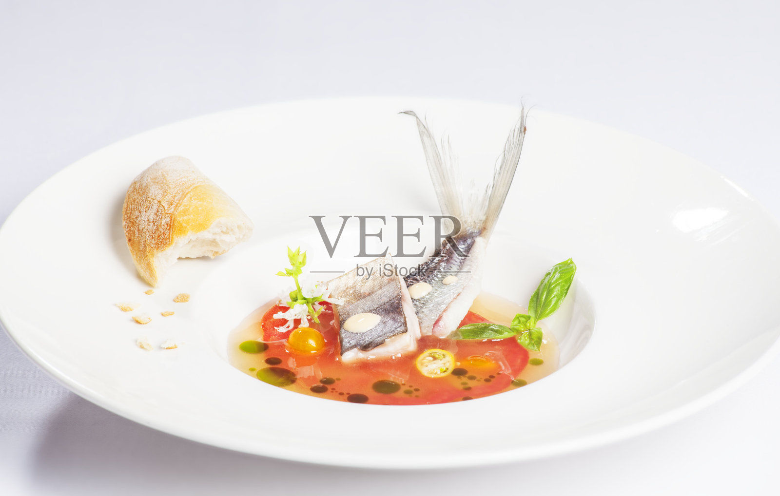 马赛鱼汤照片摄影图片