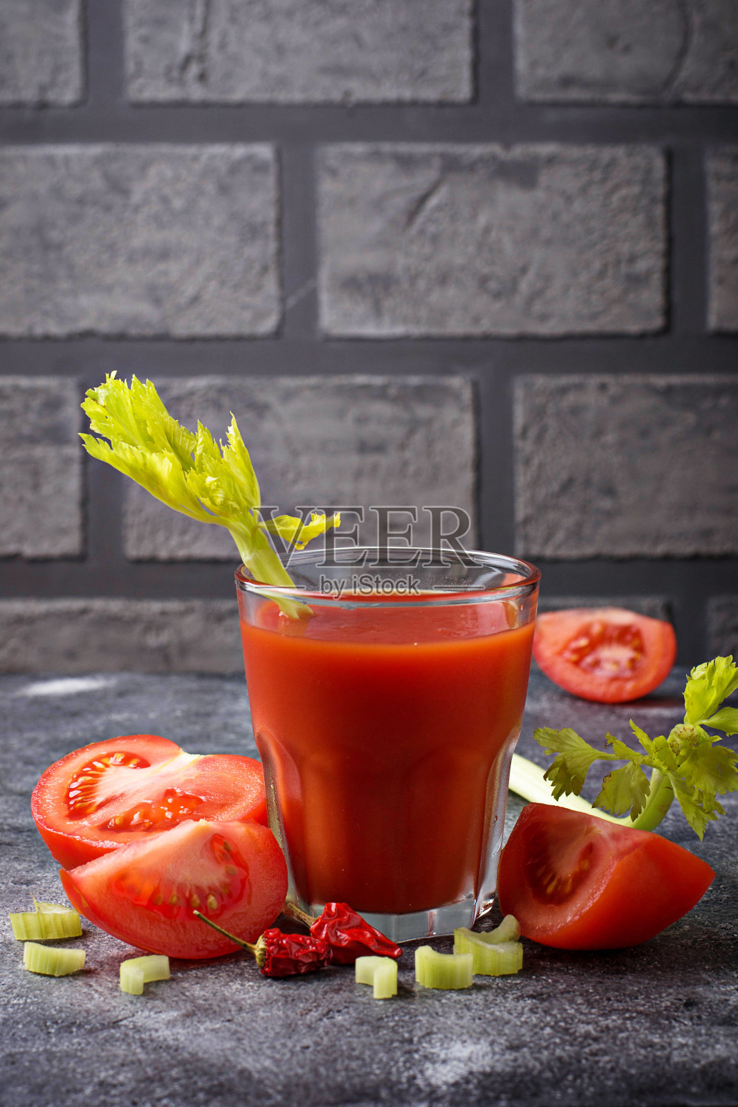 番茄血腥玛丽鸡尾酒照片摄影图片
