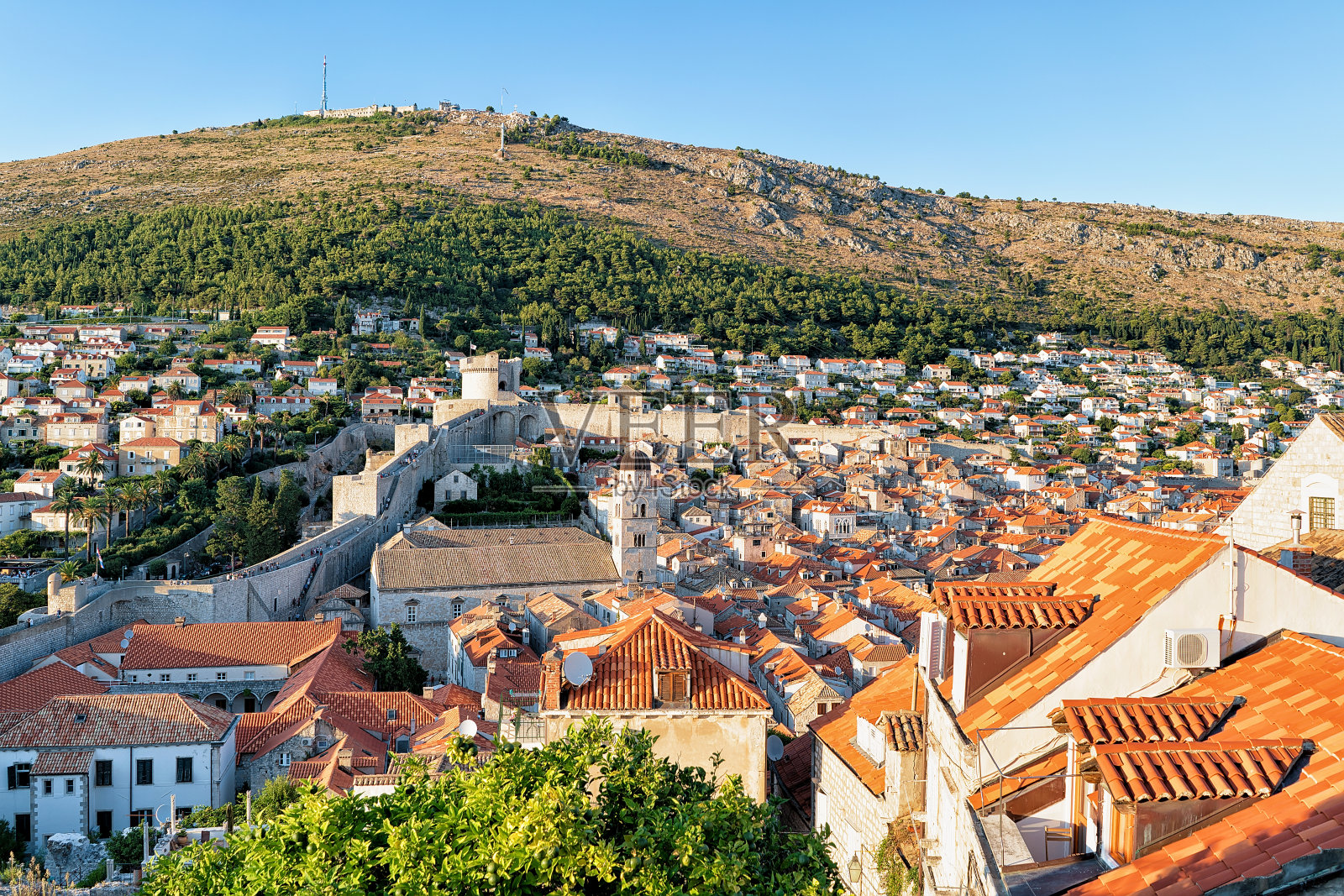 明塞塔堡和方济会修道院杜布罗夫尼克钟楼照片摄影图片