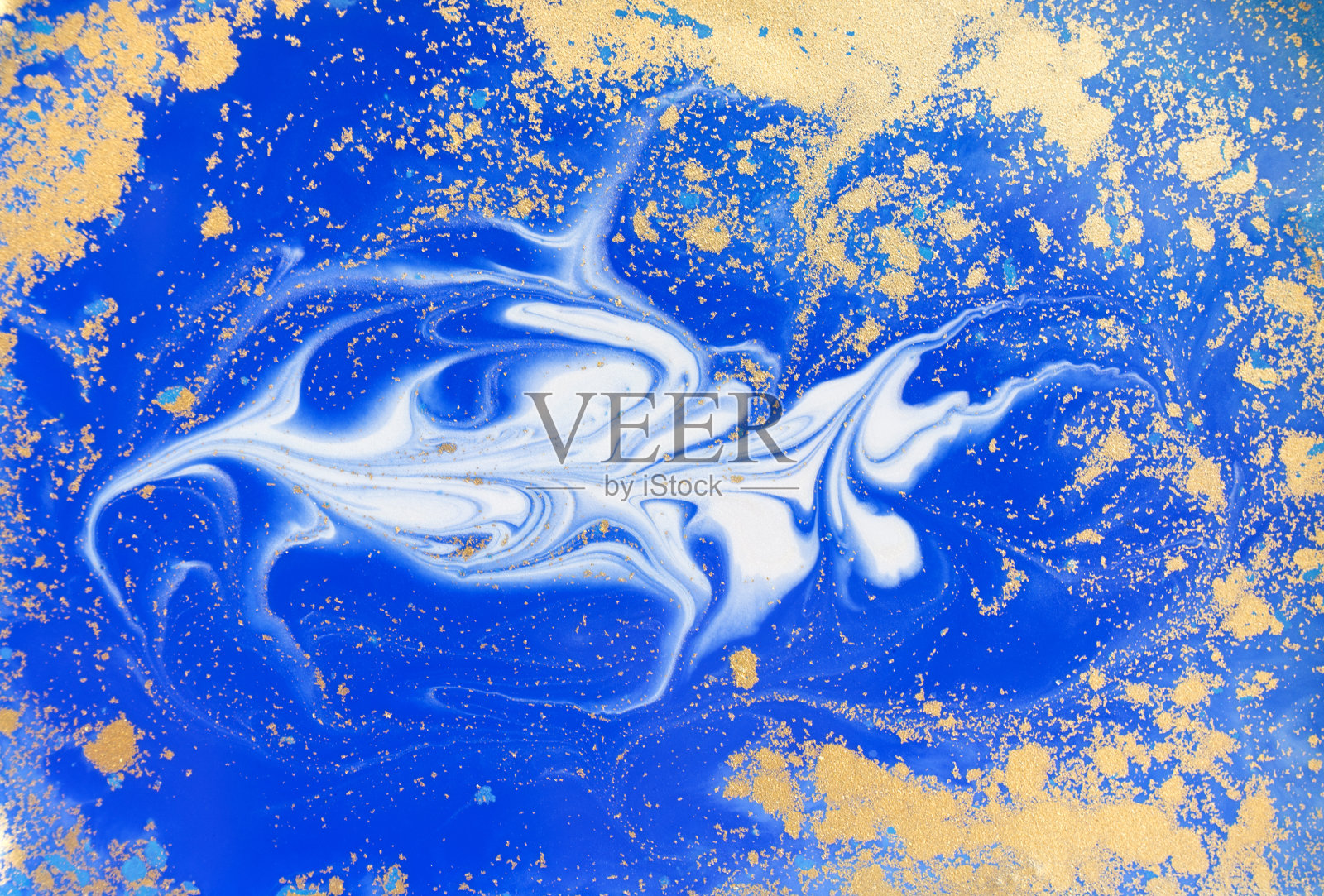 蓝色和金色液体纹理，水彩手绘大理石纹路插图，抽象背景插画图片素材