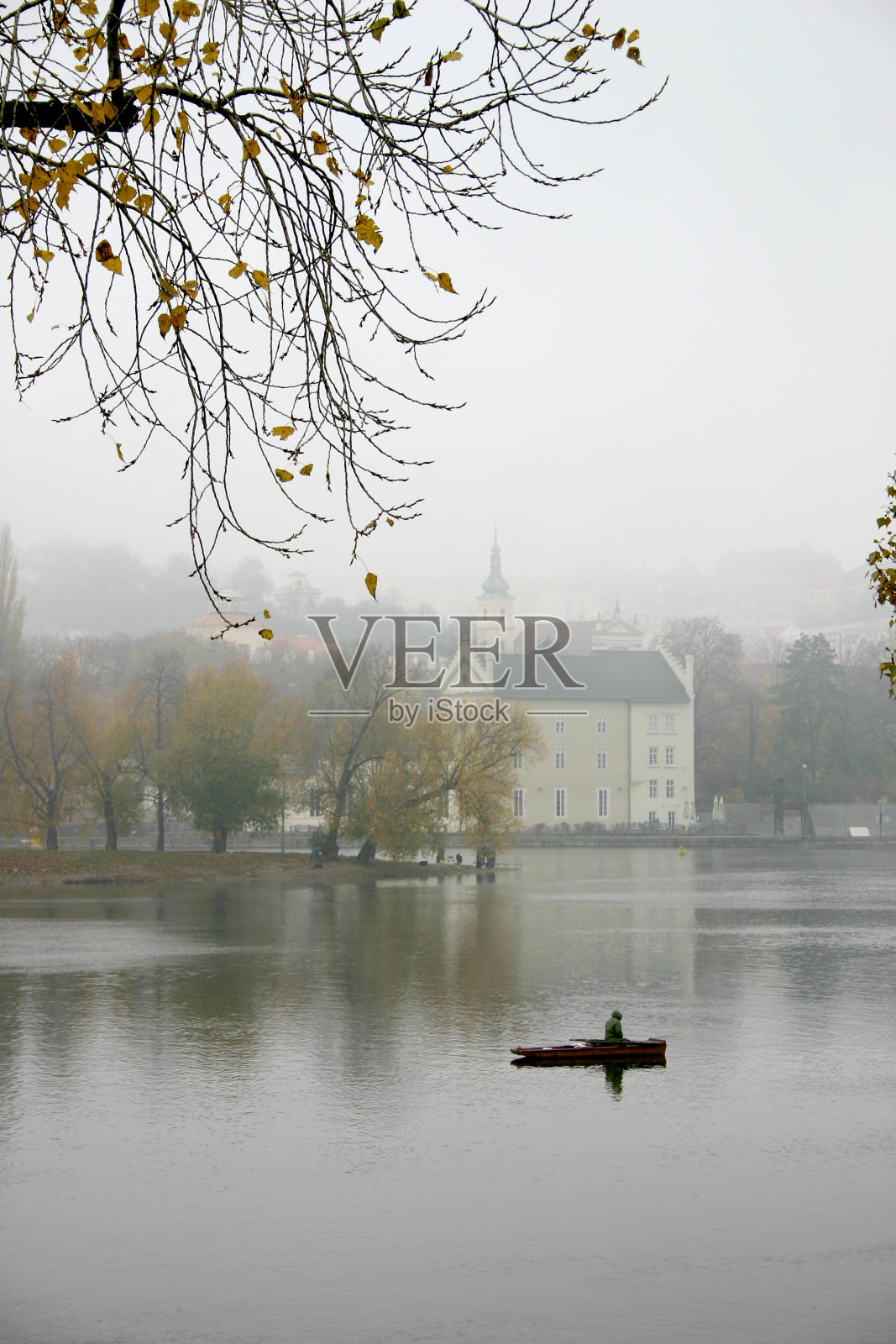 布拉格的秋天照片摄影图片