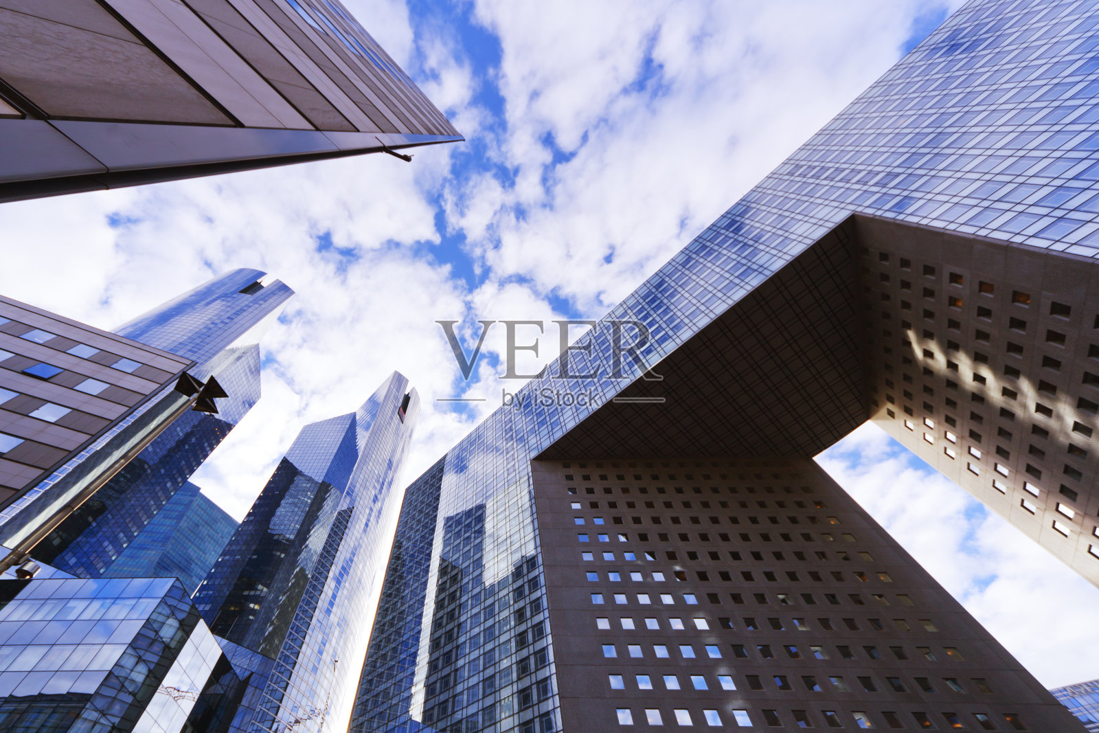 摩天大楼与反映照片摄影图片