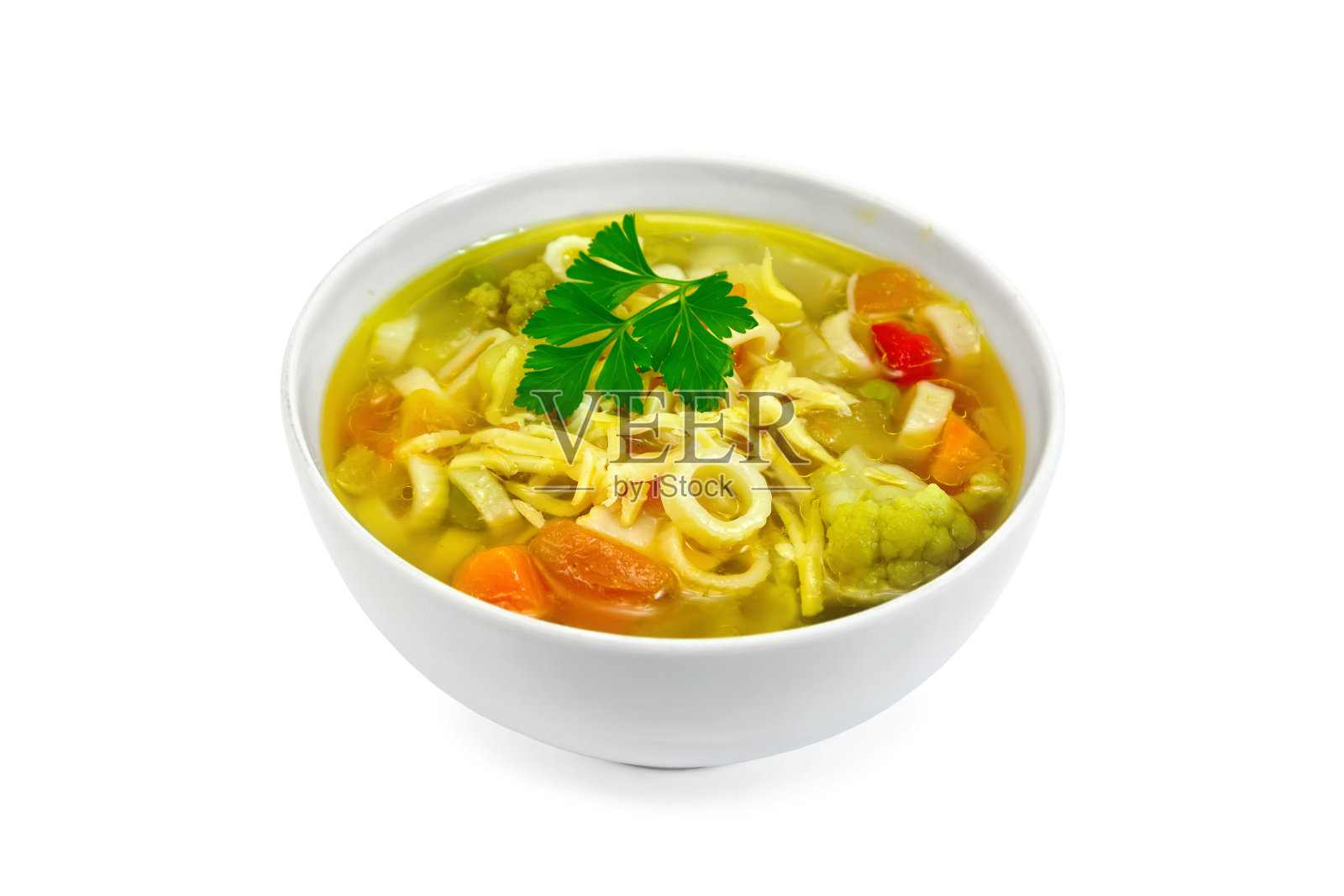 白碗意大利蔬菜汤，加欧芹照片摄影图片