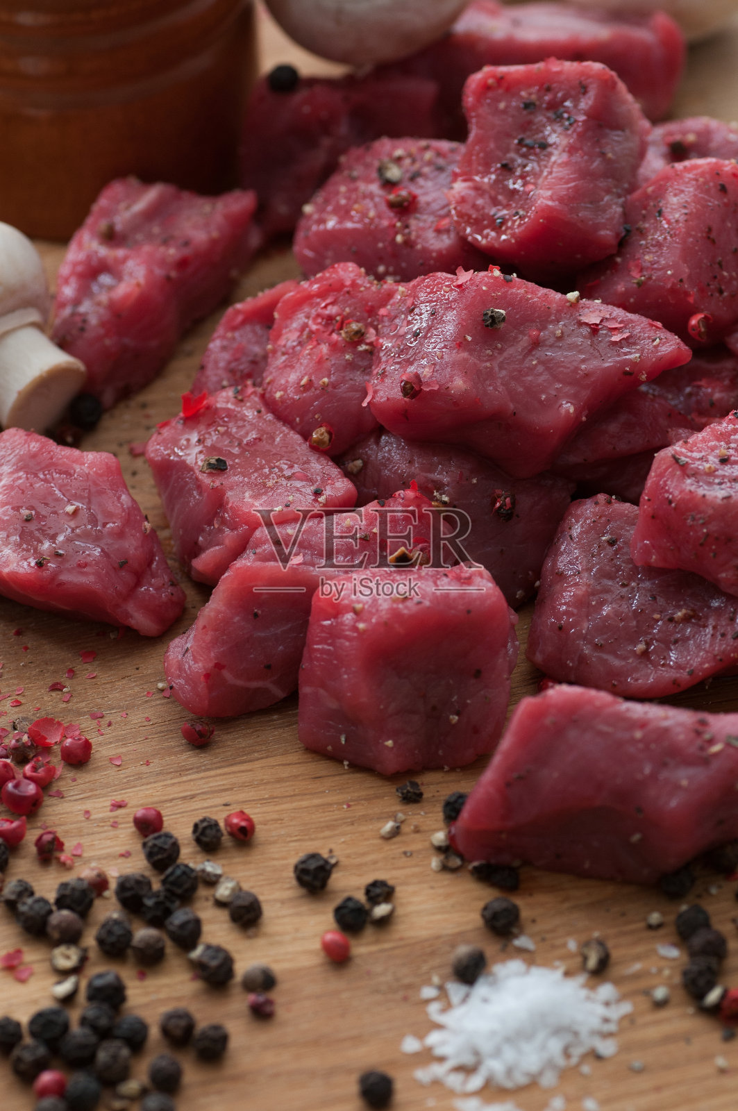 生肉立方体照片摄影图片