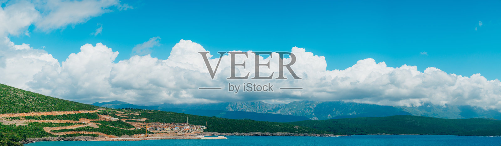 黑山精英地区的建设照片摄影图片