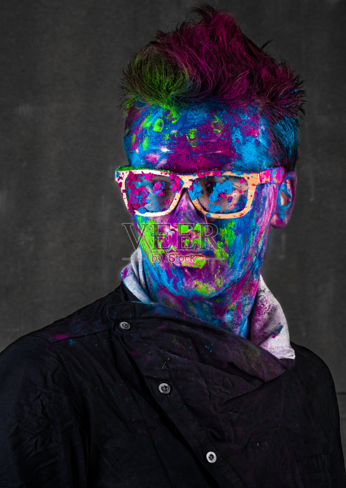 生动的潮人肖像照片摄影图片