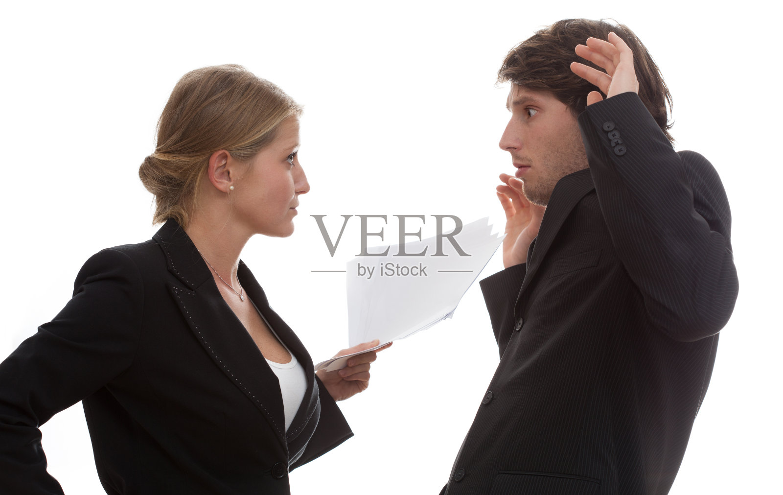 主任责备他的员工照片摄影图片