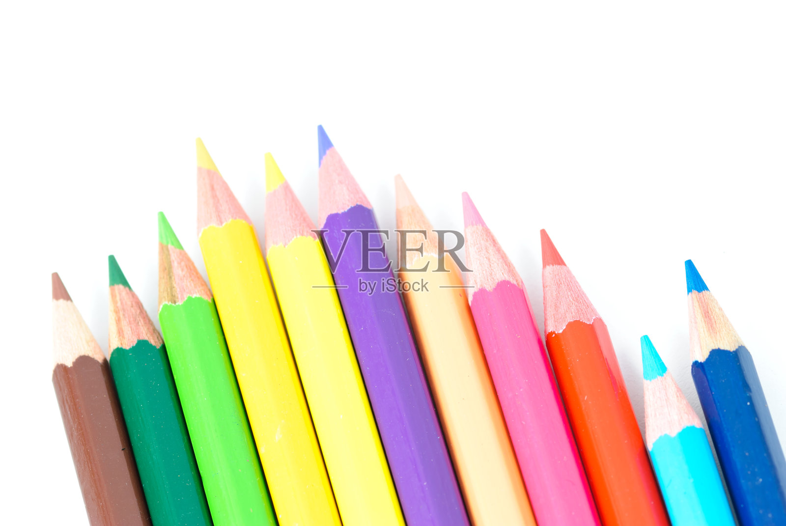 彩色铅笔孤立在白色背景近距离照片摄影图片