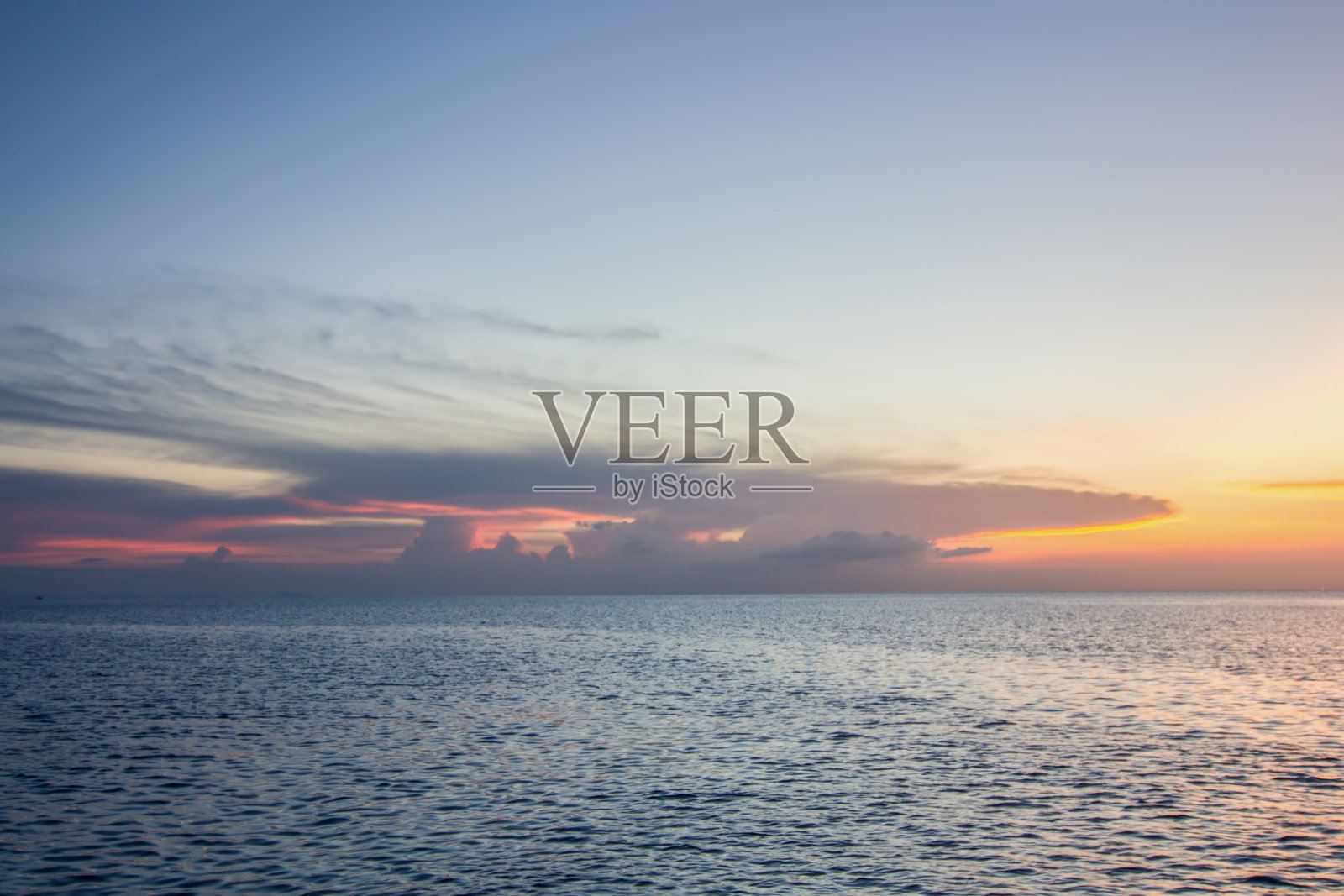 夕阳在海上，帕岸，苏拉他尼，泰国照片摄影图片