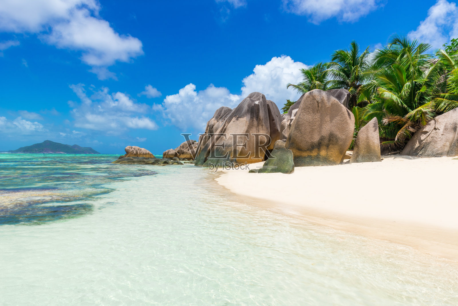 在塞舌尔岛上的安斯源德银-海滩照片摄影图片