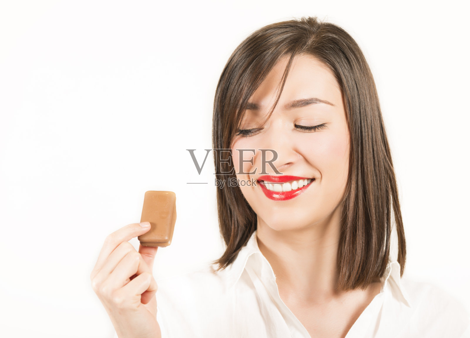 巧克力表情丰富的女人照片摄影图片