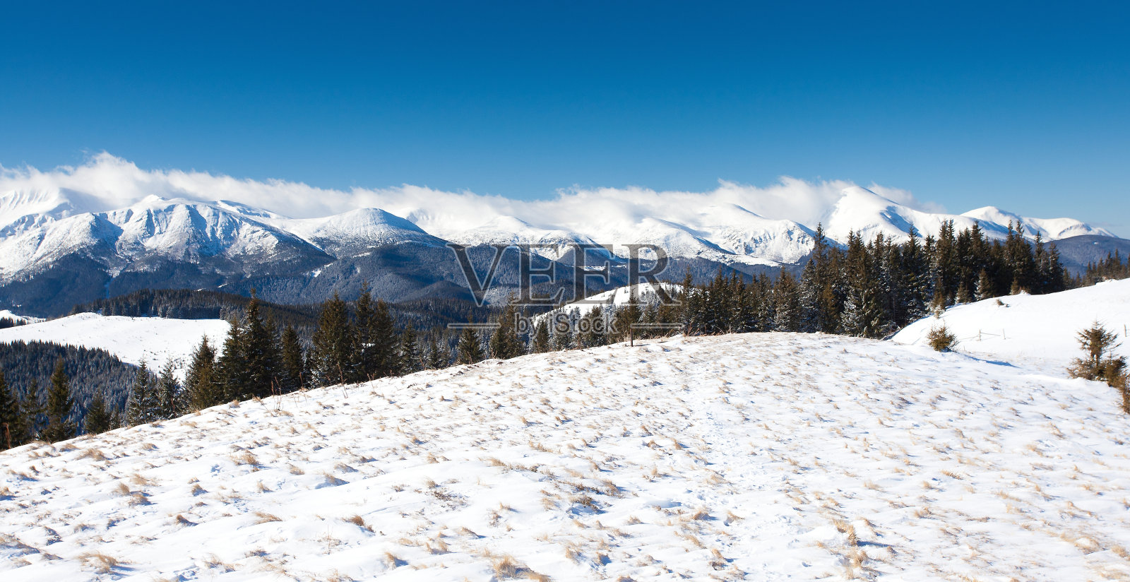 冬天的山照片摄影图片