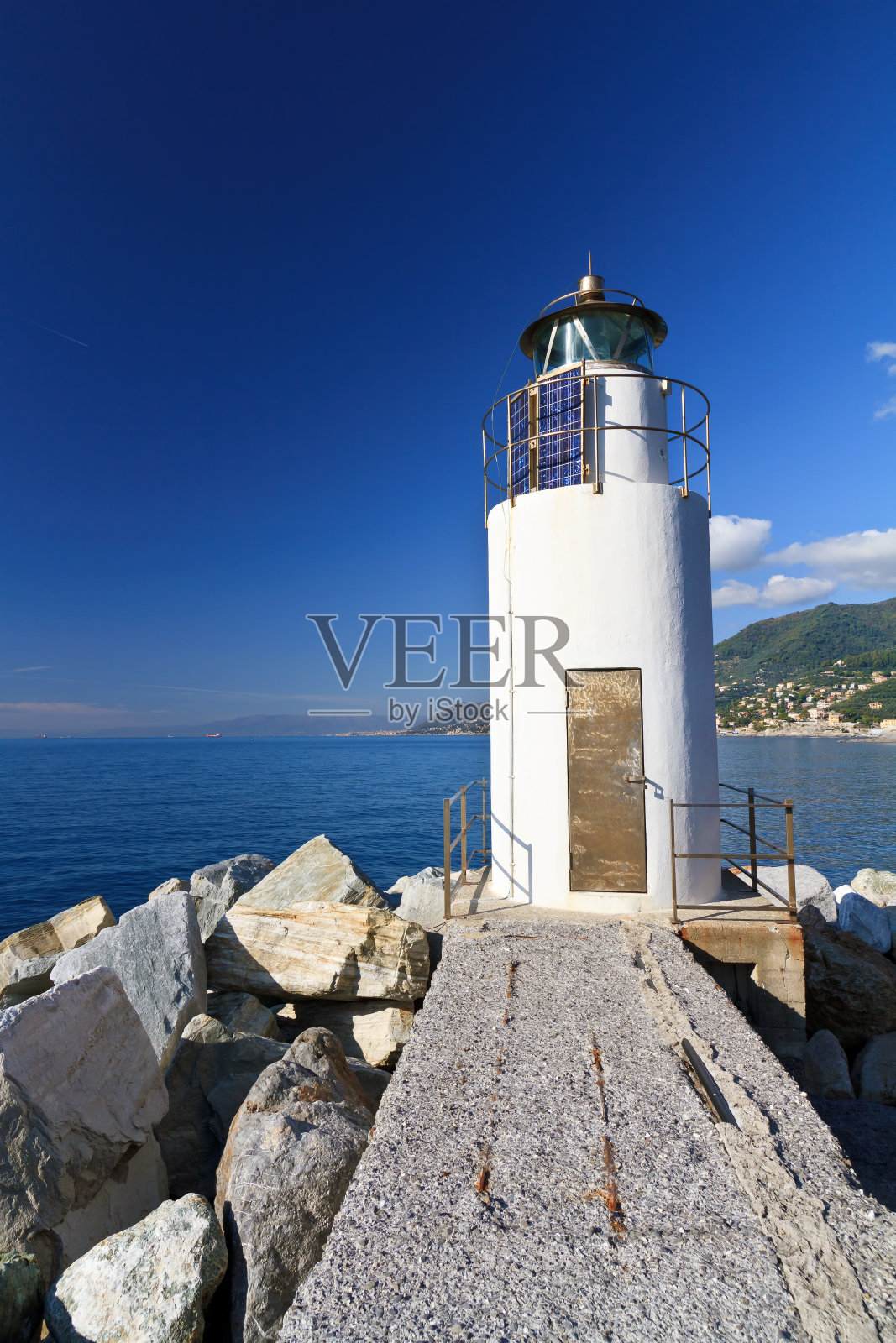 海上灯塔照片摄影图片